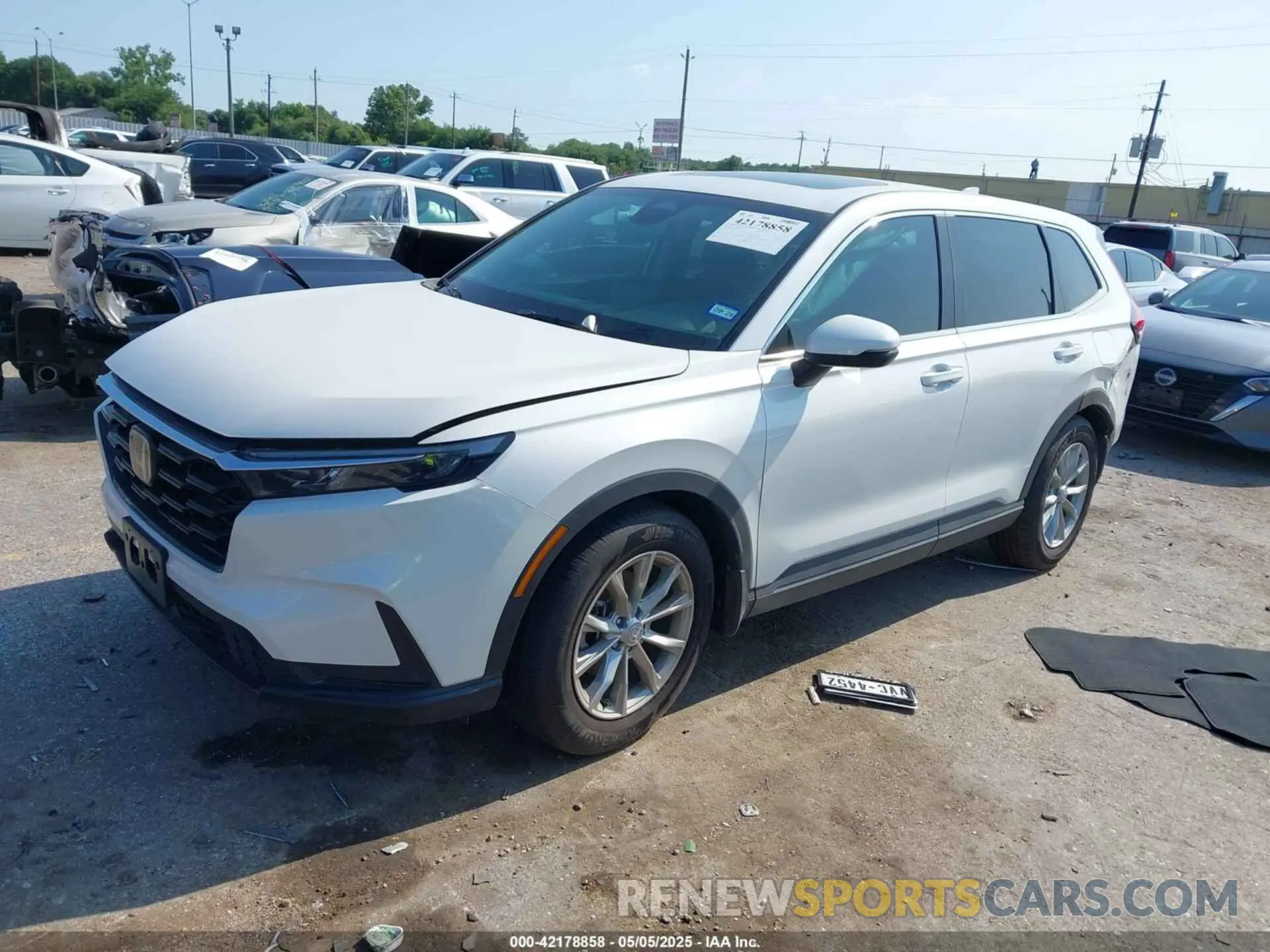 2 Photograph of a damaged car 2HKRS3H4XSH314433 HONDA CR-V 2025