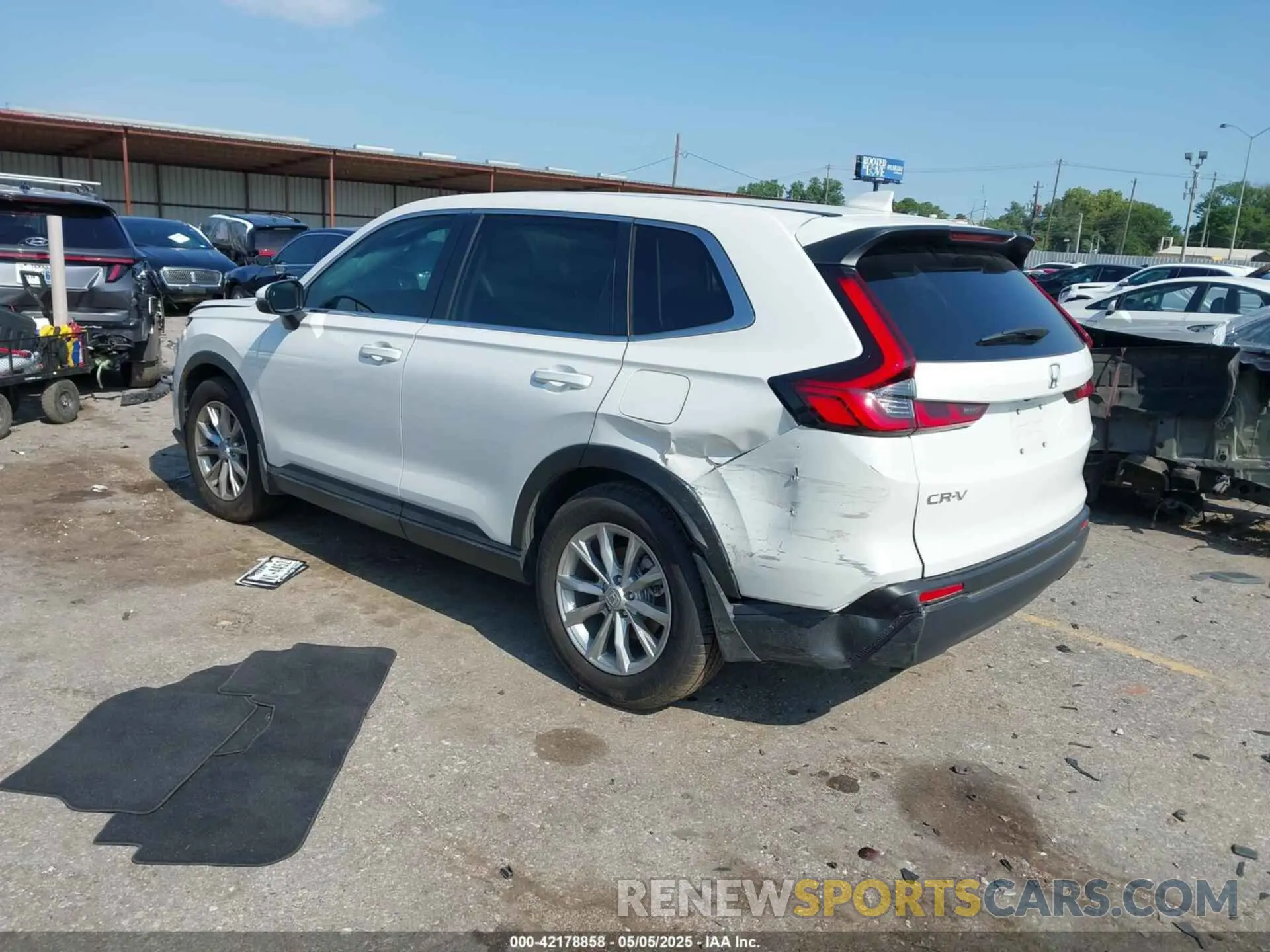 3 Photograph of a damaged car 2HKRS3H4XSH314433 HONDA CR-V 2025