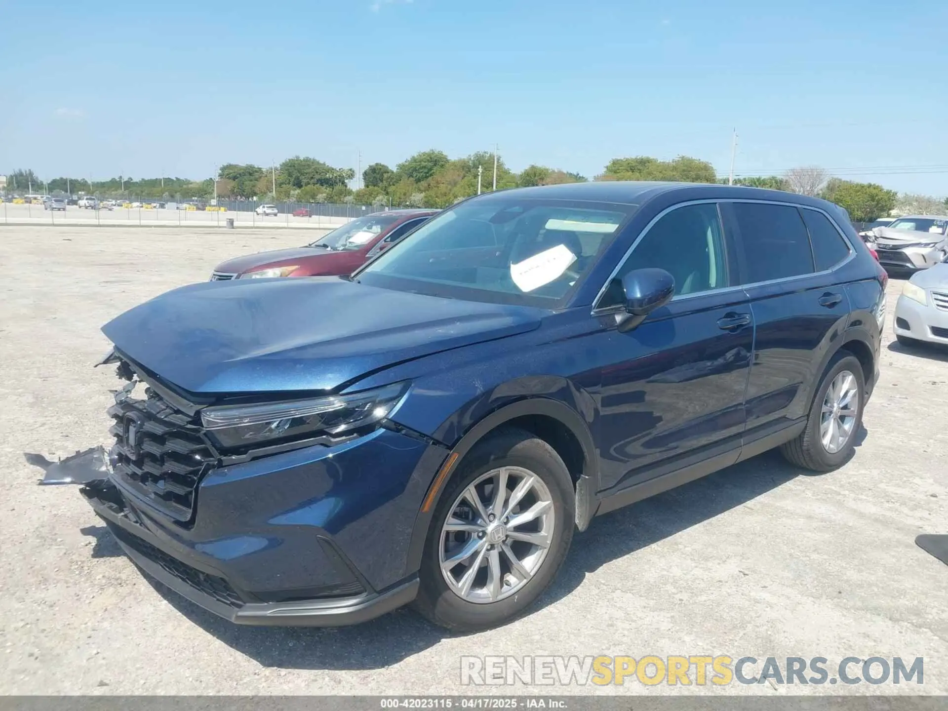 2 Photograph of a damaged car 2HKRS3H70SH306688 HONDA CR-V 2025