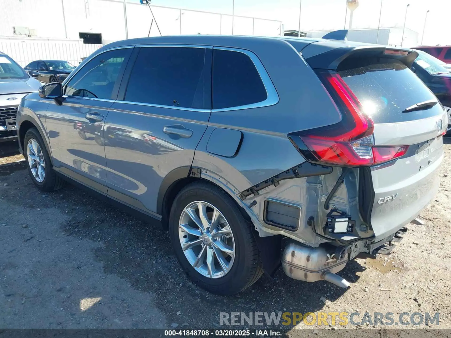 3 Photograph of a damaged car 2HKRS3H74SH322960 HONDA CR-V 2025