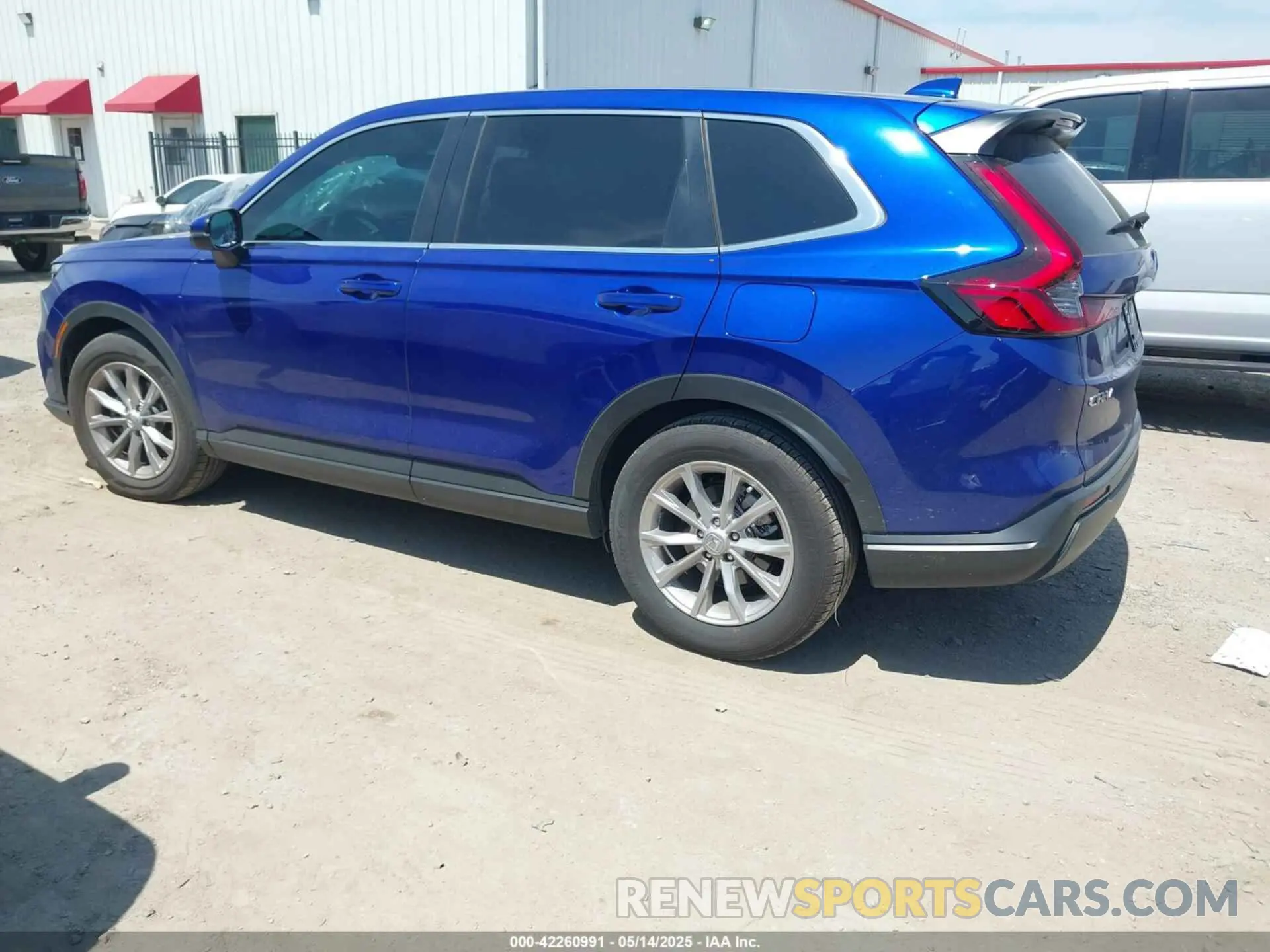 14 Photograph of a damaged car 2HKRS3H7XSH310652 HONDA CR-V 2025