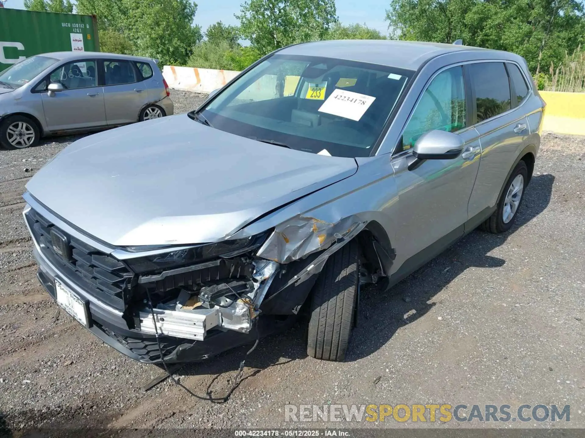 2 Photograph of a damaged car 2HKRS4H20SH457136 HONDA CR-V 2025