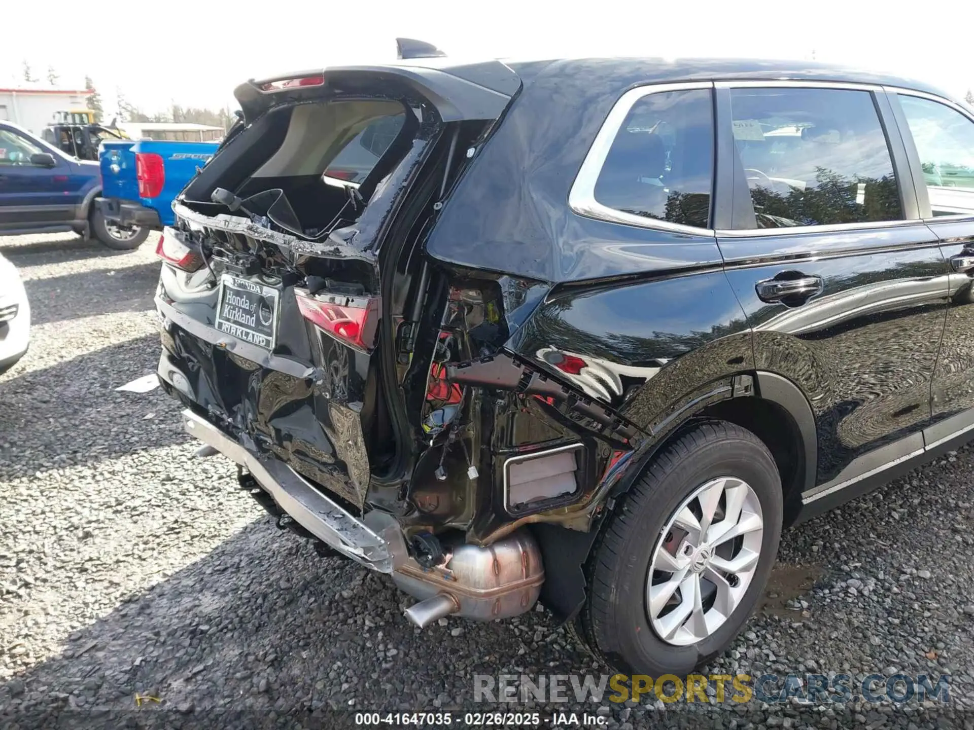 6 Photograph of a damaged car 2HKRS4H28SH416091 HONDA CR-V 2025