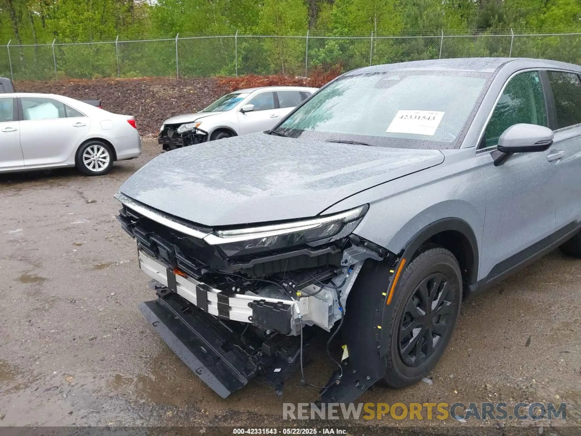 6 Photograph of a damaged car 2HKRS4H28SH470345 HONDA CR-V 2025