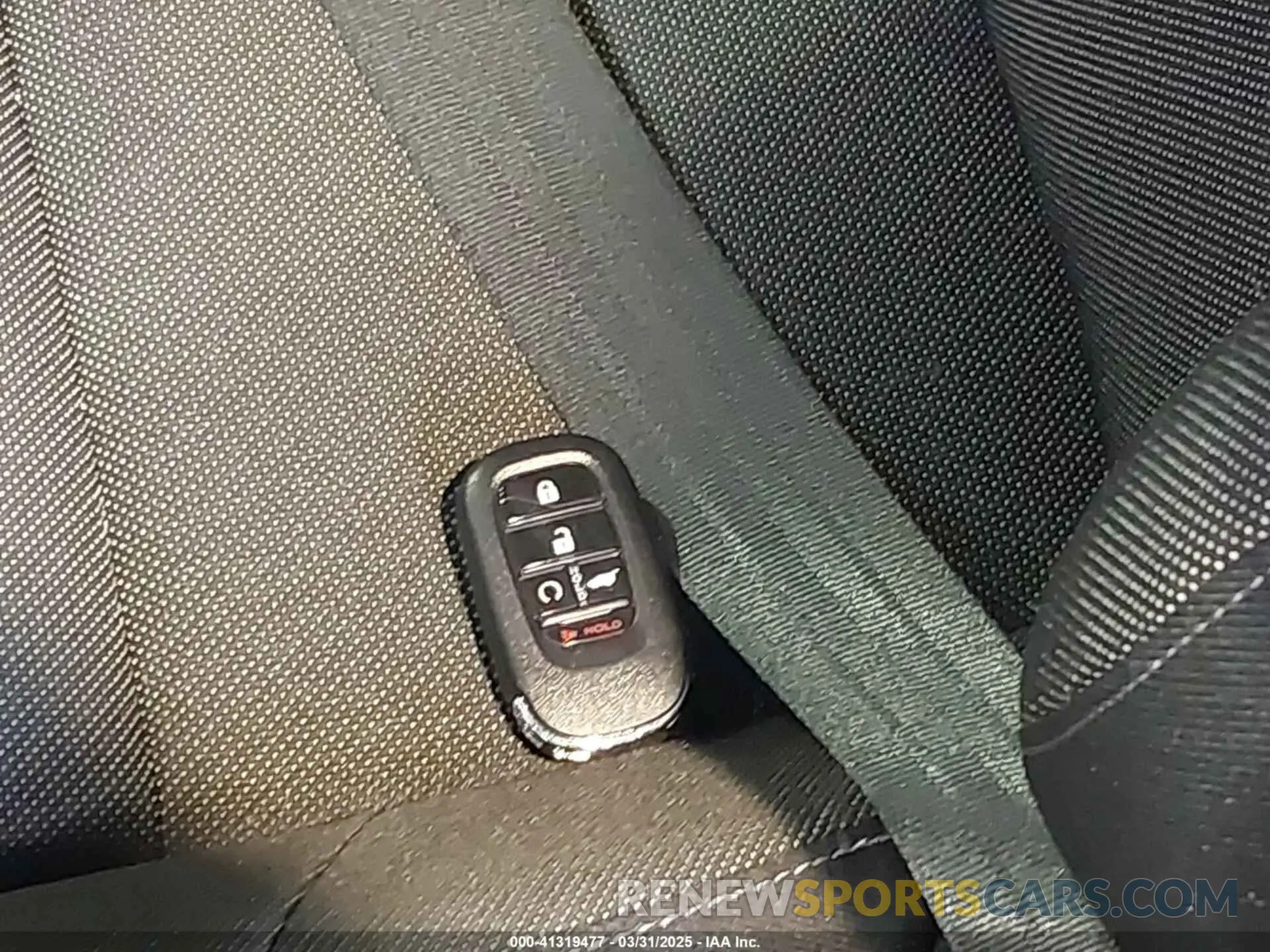 11 Photograph of a damaged car 2HKRS4H40SH444601 HONDA CR-V 2025