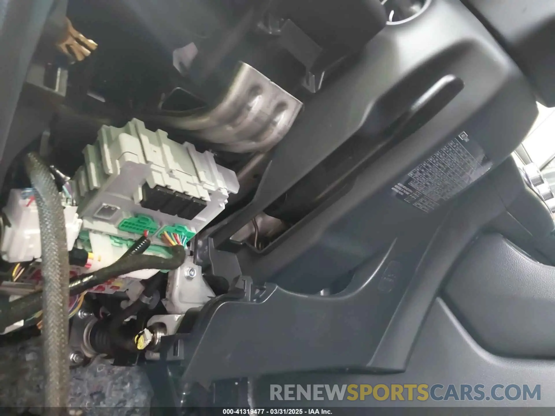 20 Photograph of a damaged car 2HKRS4H40SH444601 HONDA CR-V 2025
