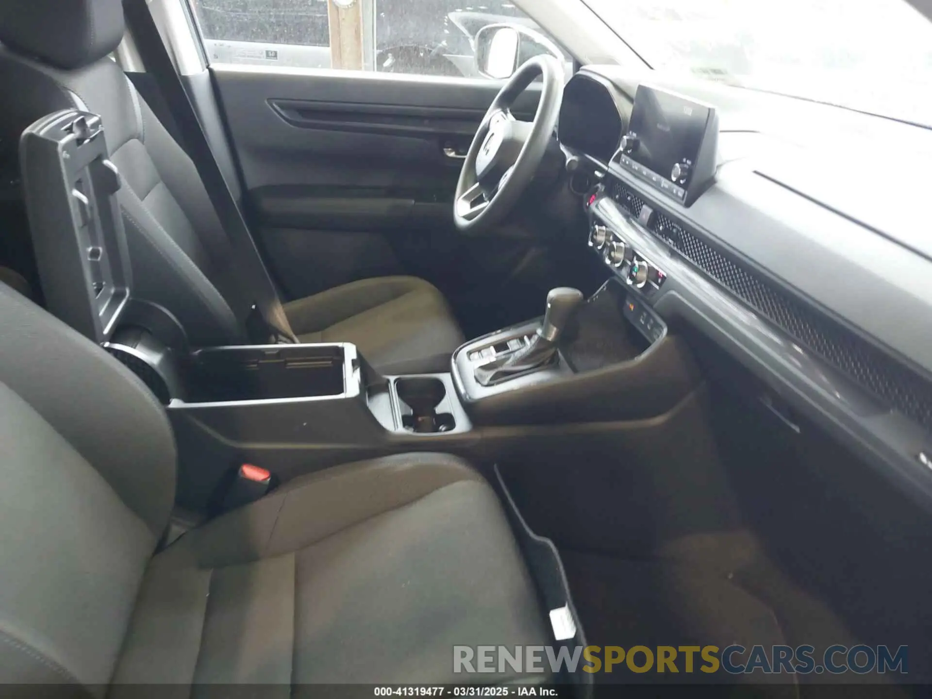 5 Photograph of a damaged car 2HKRS4H40SH444601 HONDA CR-V 2025