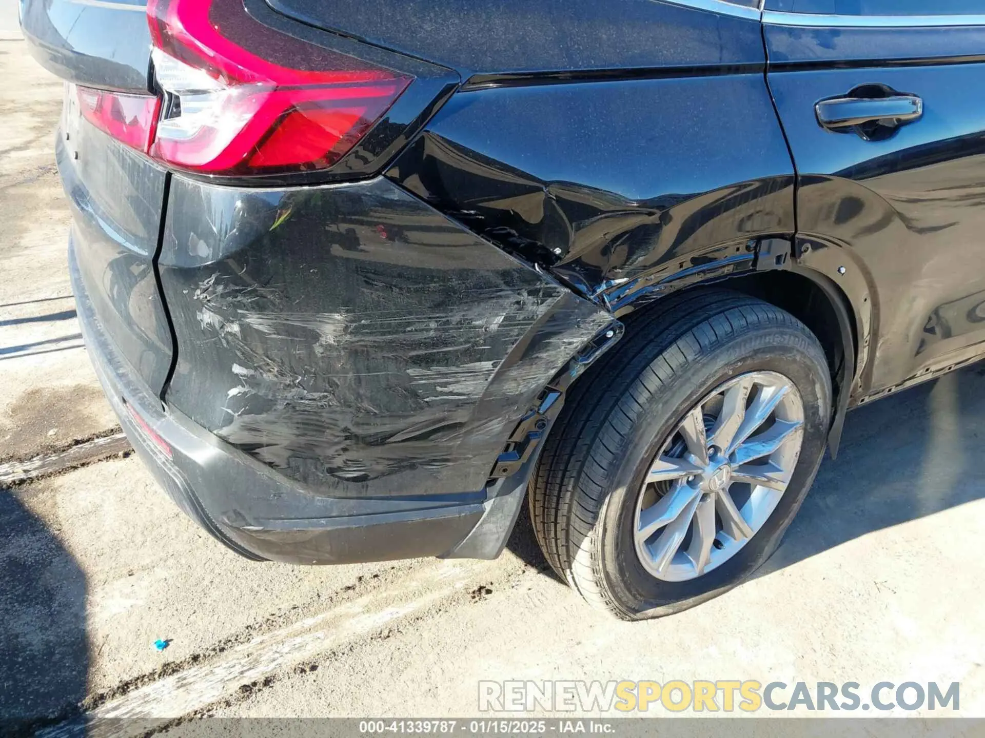 6 Photograph of a damaged car 2HKRS4H45SH403011 HONDA CR-V 2025