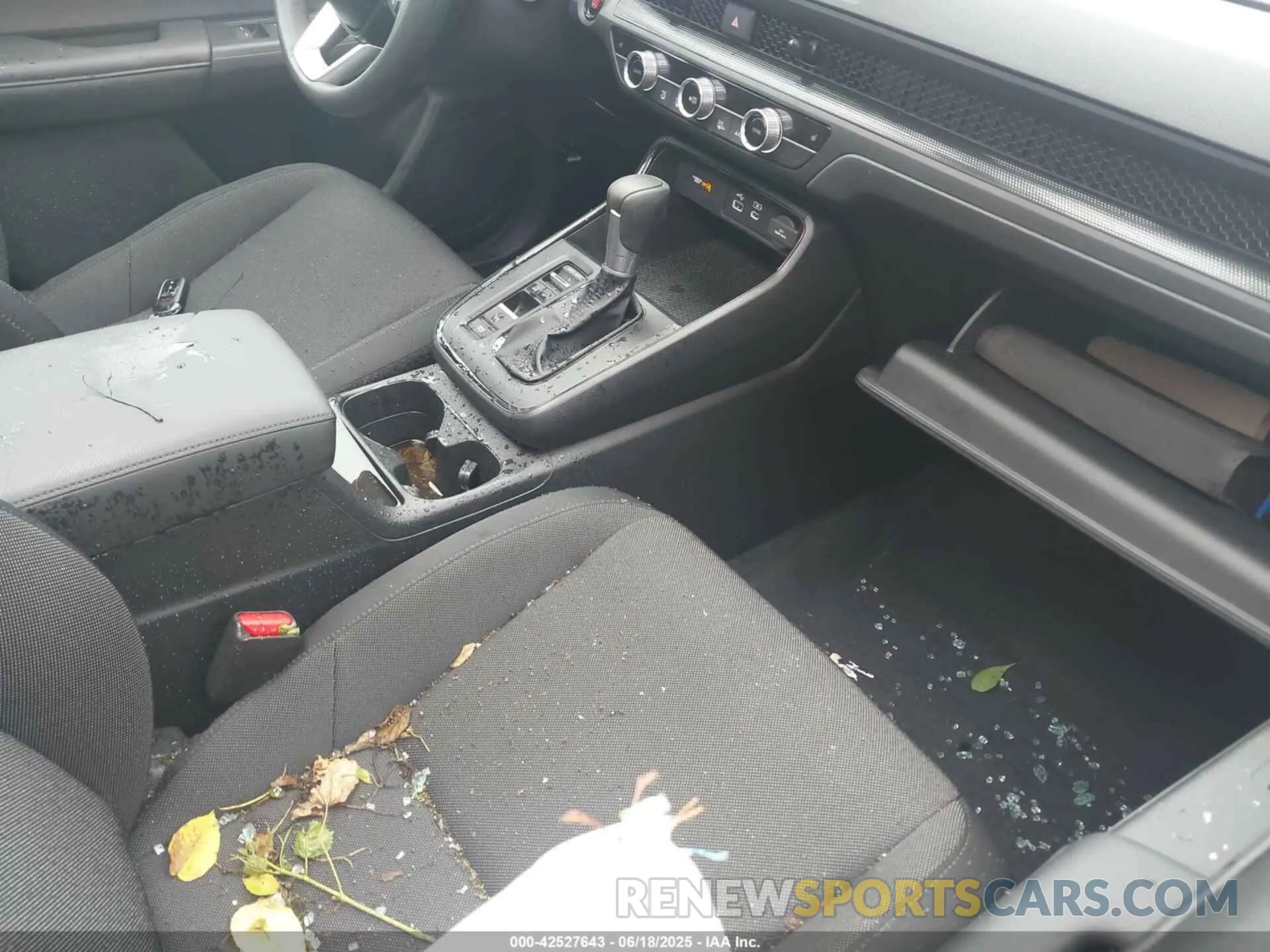 5 Photograph of a damaged car 2HKRS4H47SH435345 HONDA CR-V 2025