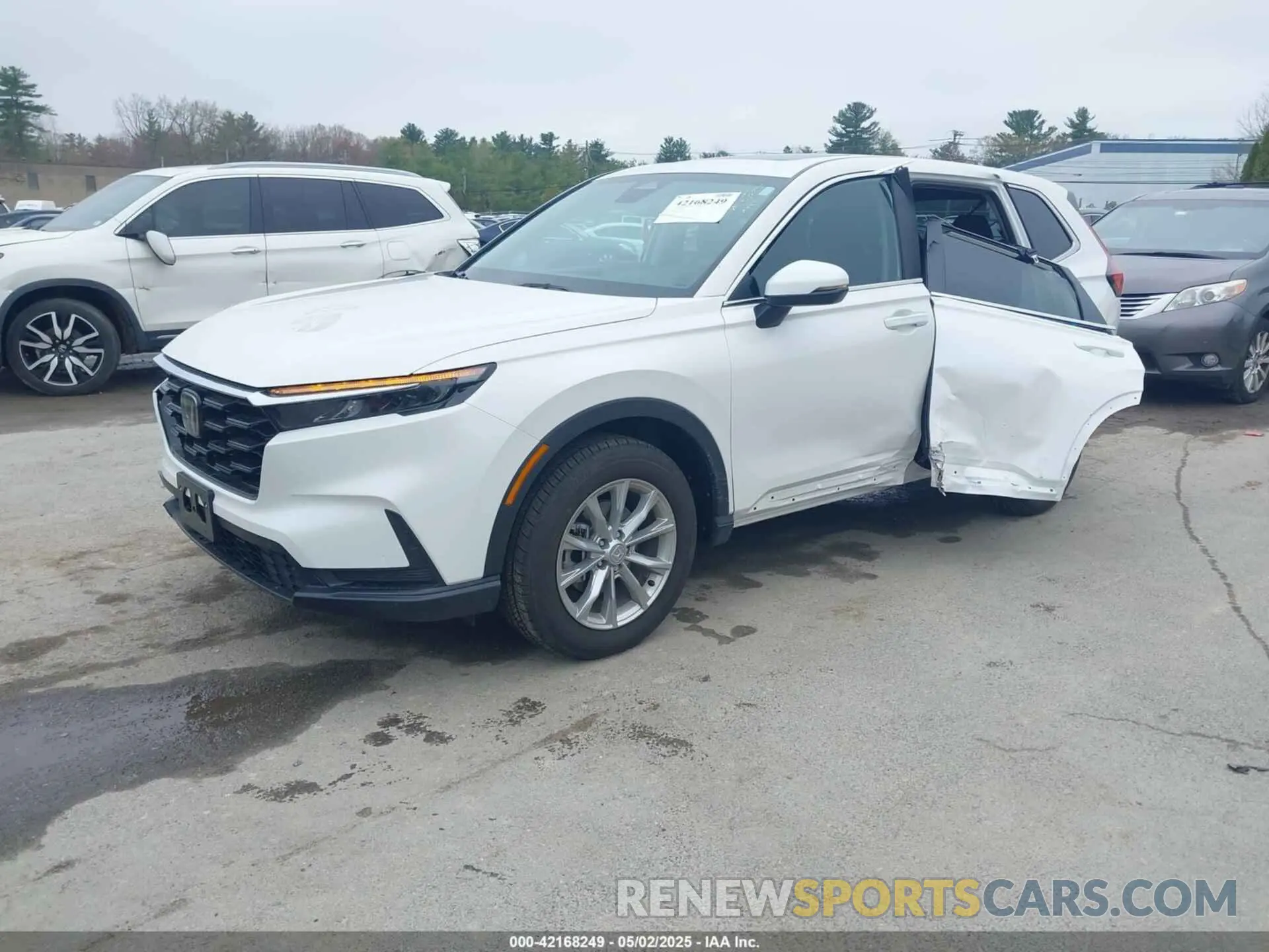 2 Photograph of a damaged car 2HKRS4H48SH461453 HONDA CR-V 2025