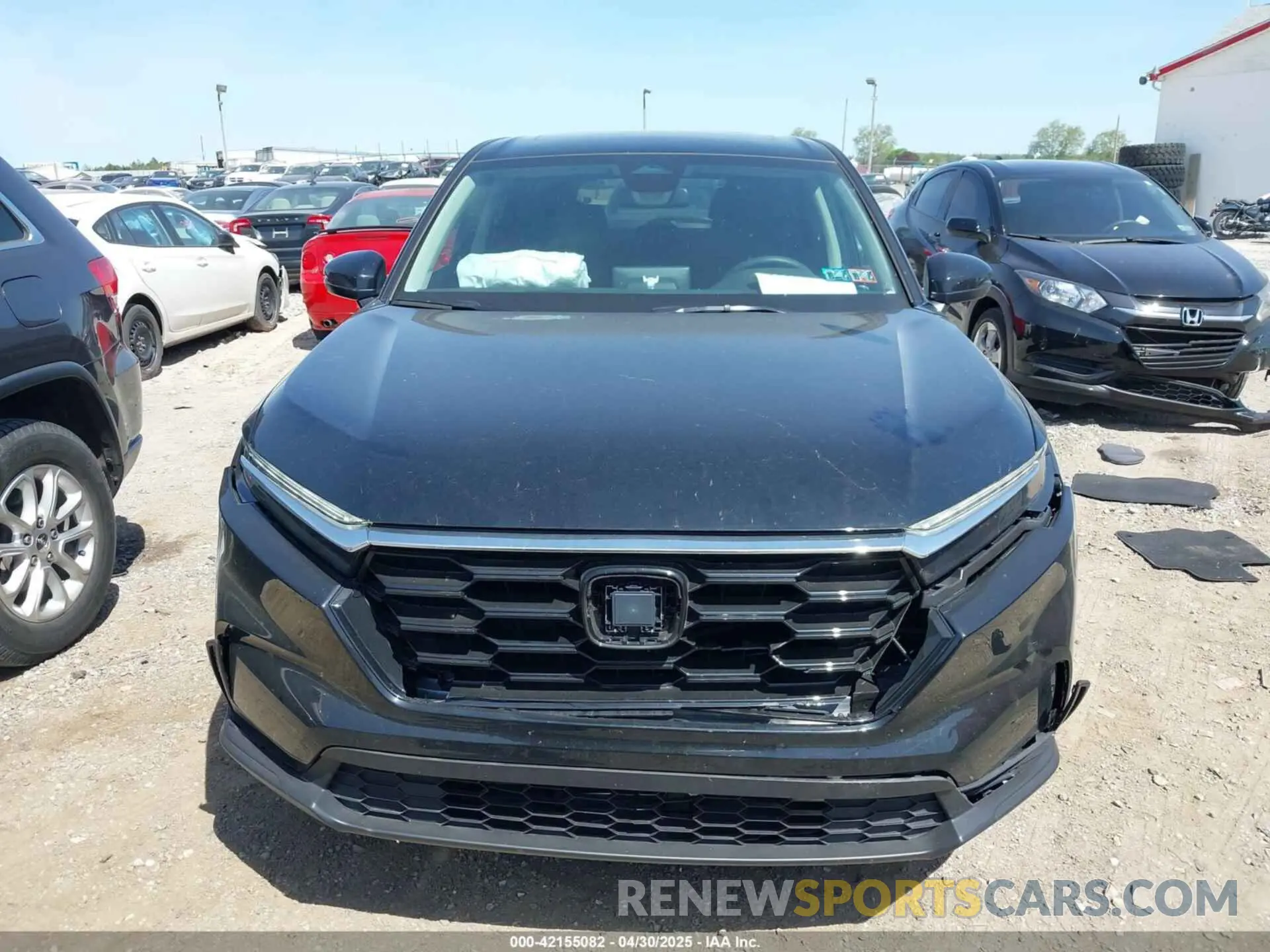 12 Photograph of a damaged car 2HKRS4H4XSH417969 HONDA CR-V 2025