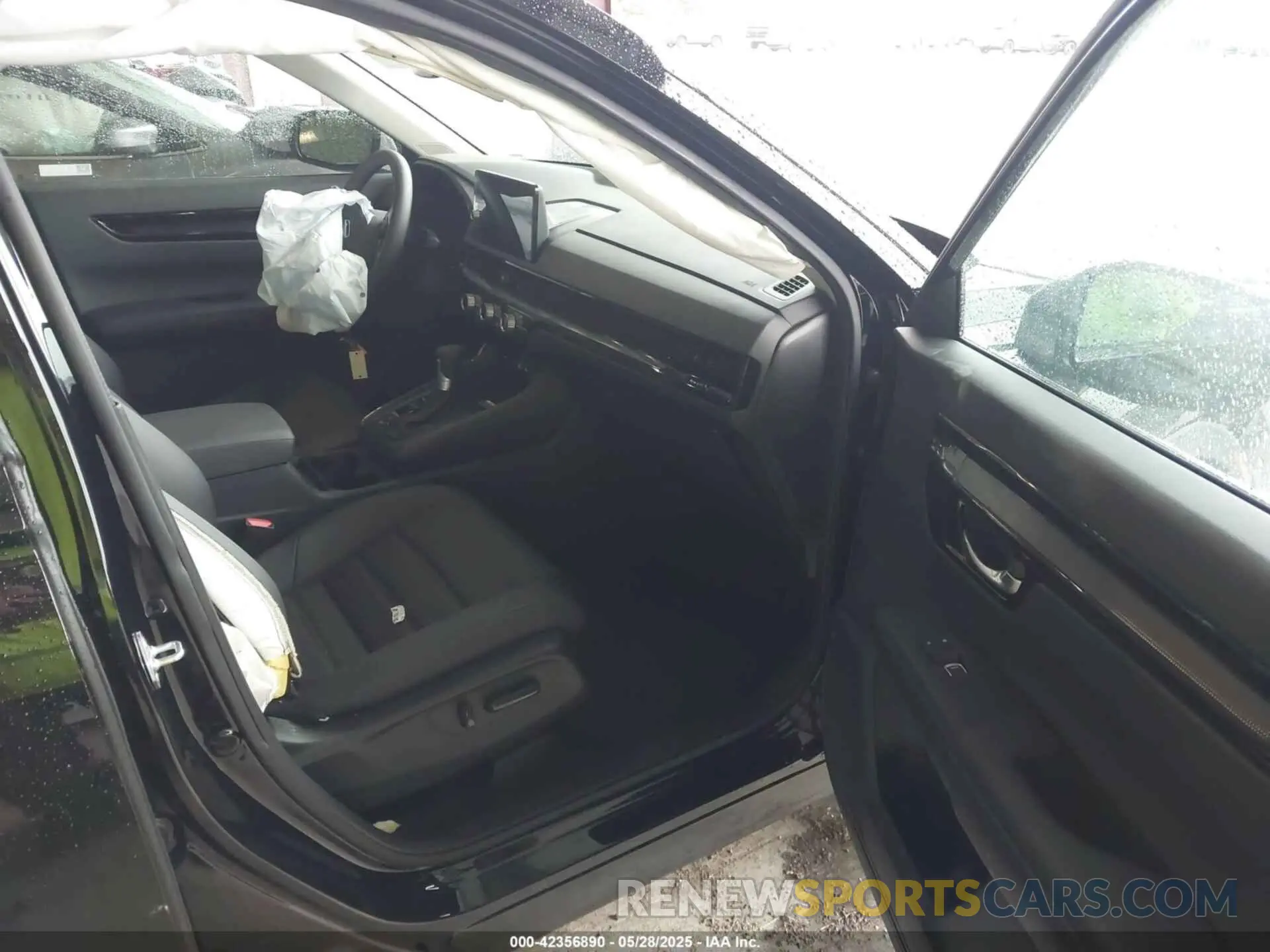 5 Photograph of a damaged car 2HKRS4H71SH483935 HONDA CR-V 2025