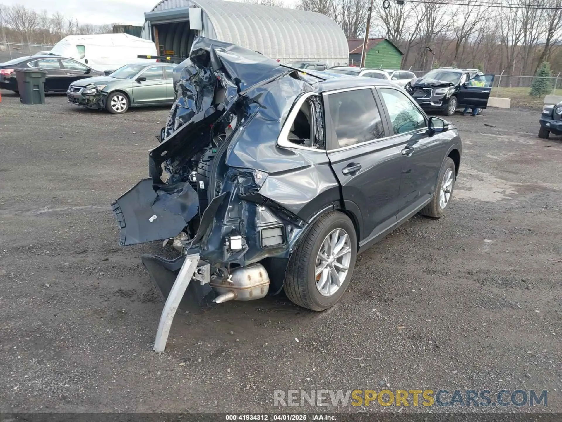 4 Photograph of a damaged car 2HKRS4H73SH412901 HONDA CR-V 2025