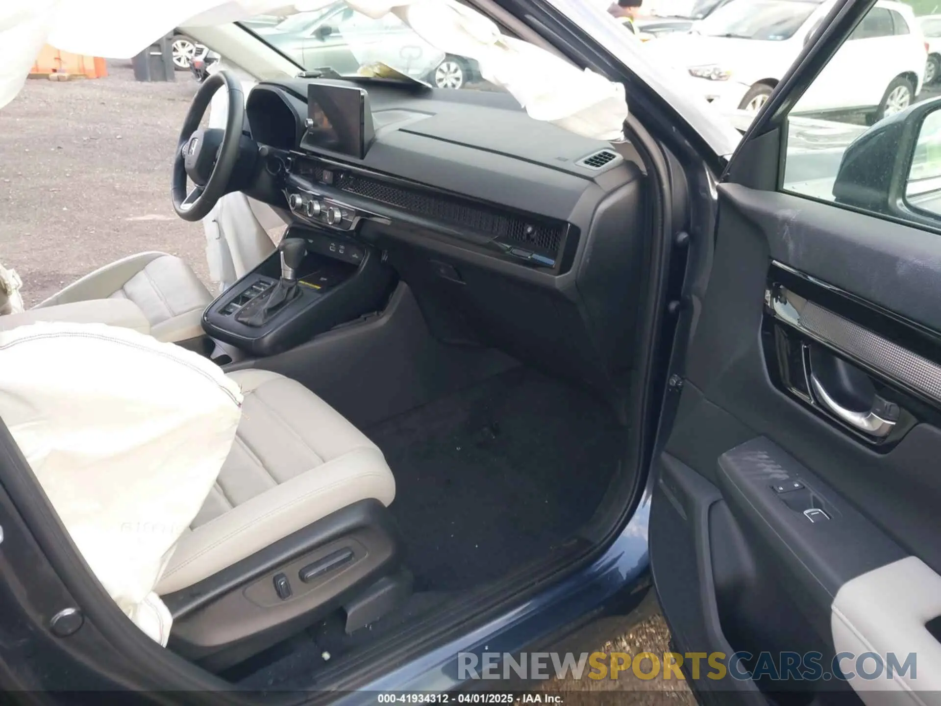 5 Photograph of a damaged car 2HKRS4H73SH412901 HONDA CR-V 2025