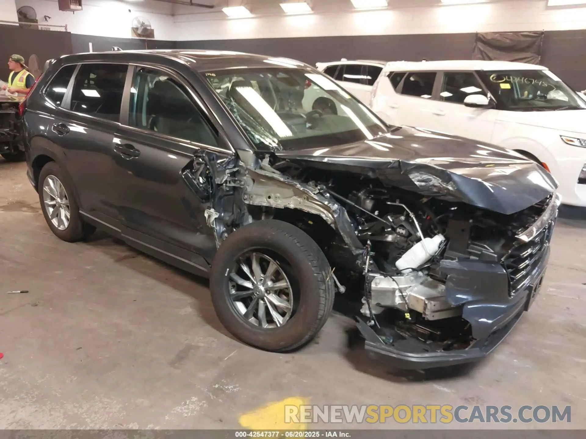 1 Photograph of a damaged car 2HKRS4H73SH453142 HONDA CR-V 2025