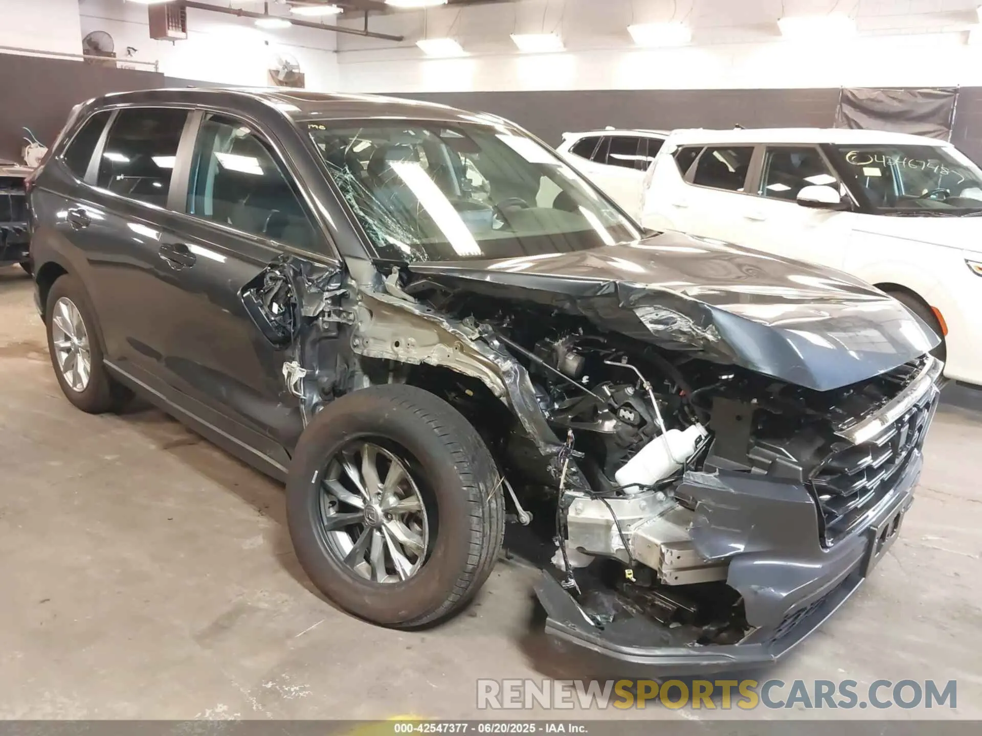 6 Photograph of a damaged car 2HKRS4H73SH453142 HONDA CR-V 2025