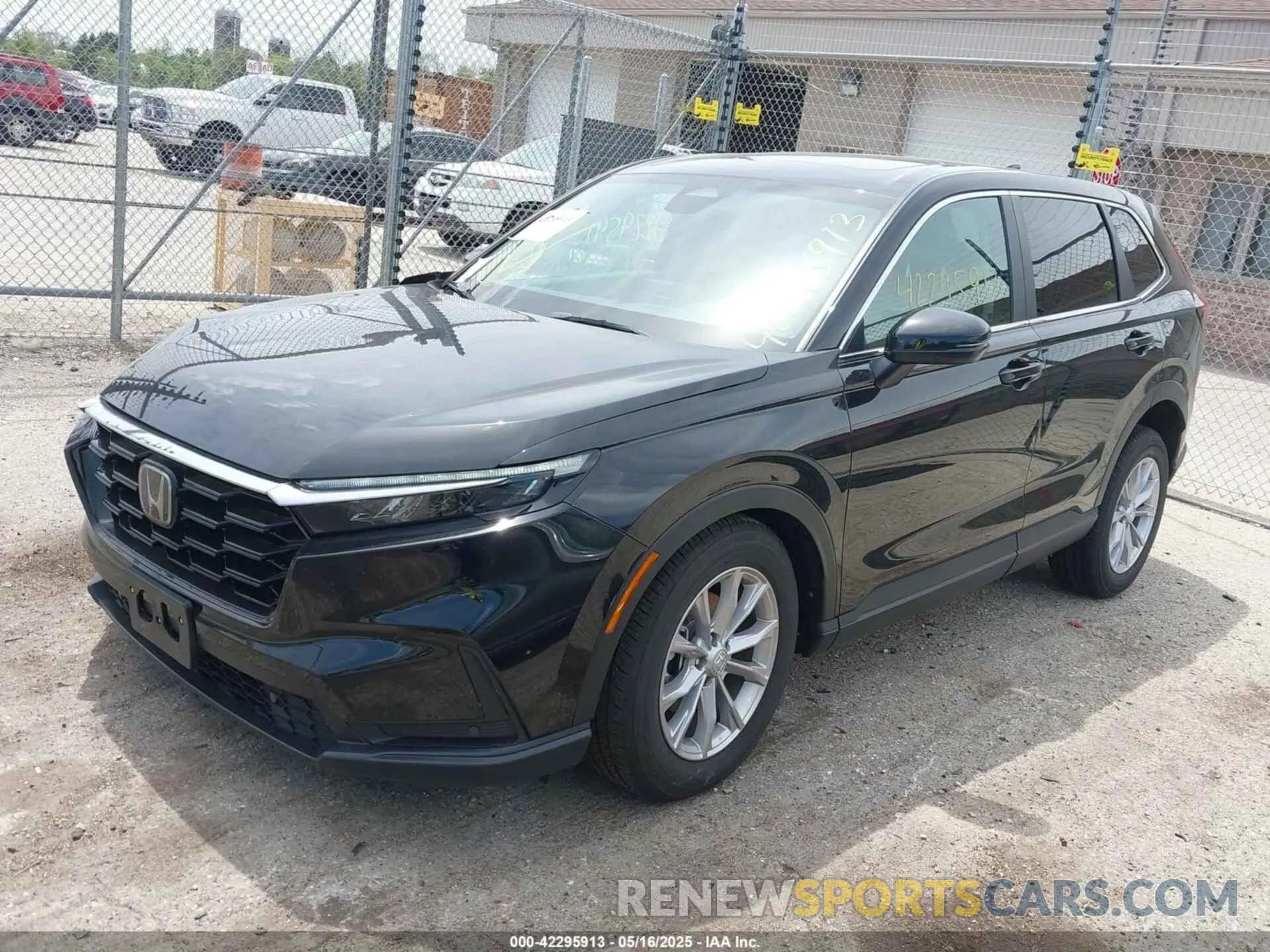 2 Photograph of a damaged car 2HKRS4H74SH449410 HONDA CR-V 2025