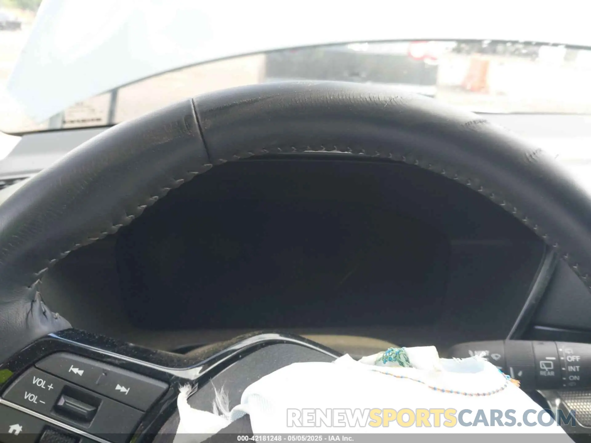 14 Photograph of a damaged car 2HKRS4H75SH442904 HONDA CR-V 2025