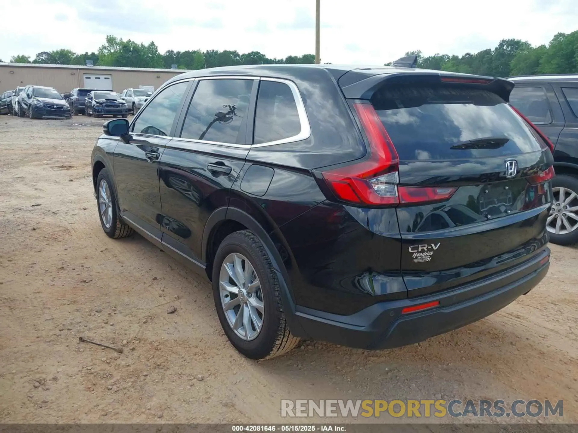 3 Photograph of a damaged car 2HKRS4H76SH404744 HONDA CR-V 2025