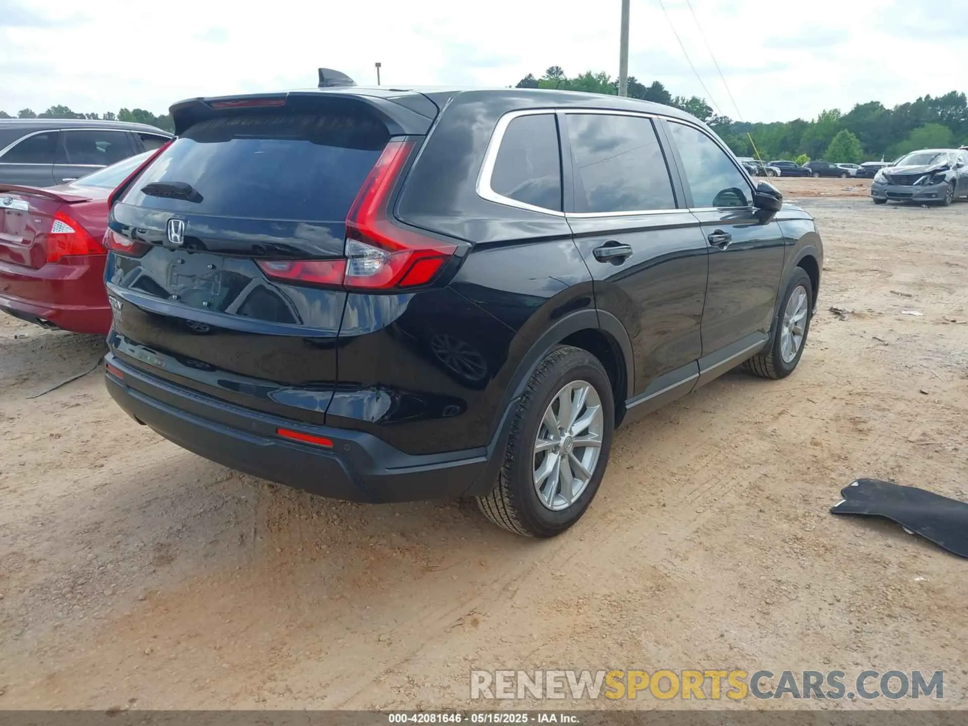 4 Photograph of a damaged car 2HKRS4H76SH404744 HONDA CR-V 2025