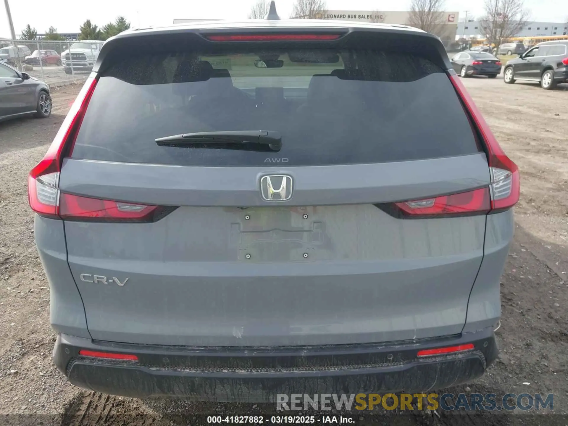 16 Photograph of a damaged car 2HKRS4H76SH441681 HONDA CR-V 2025