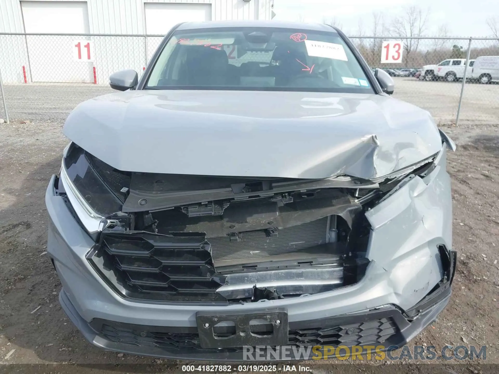 6 Photograph of a damaged car 2HKRS4H76SH441681 HONDA CR-V 2025