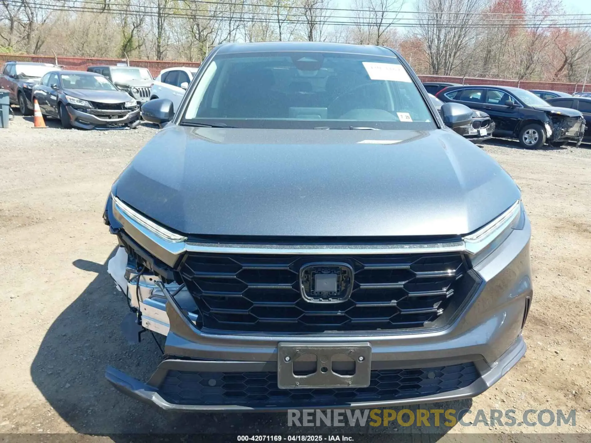 12 Photograph of a damaged car 2HKRS4H77SH413517 HONDA CR-V 2025