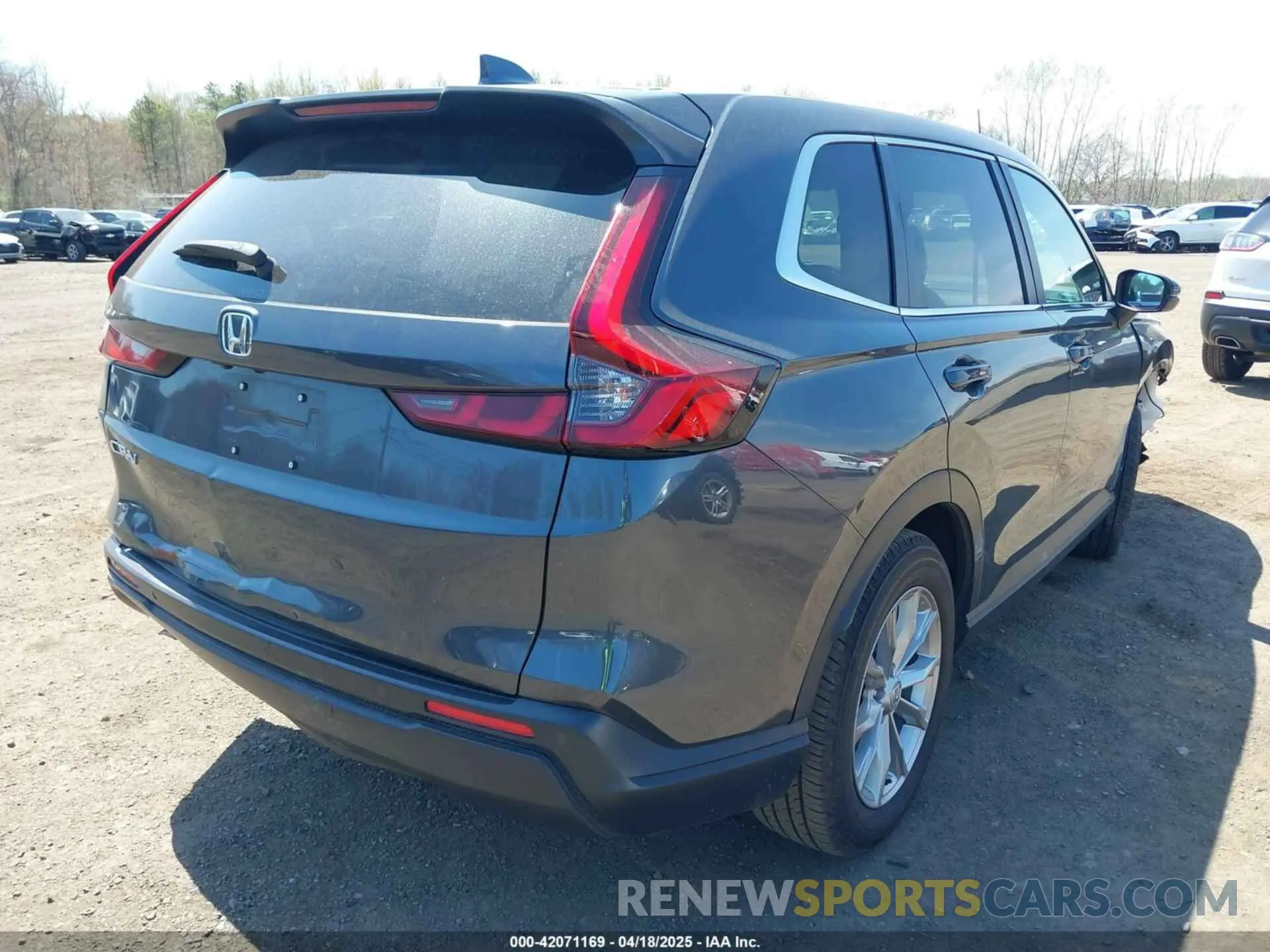 17 Photograph of a damaged car 2HKRS4H77SH413517 HONDA CR-V 2025