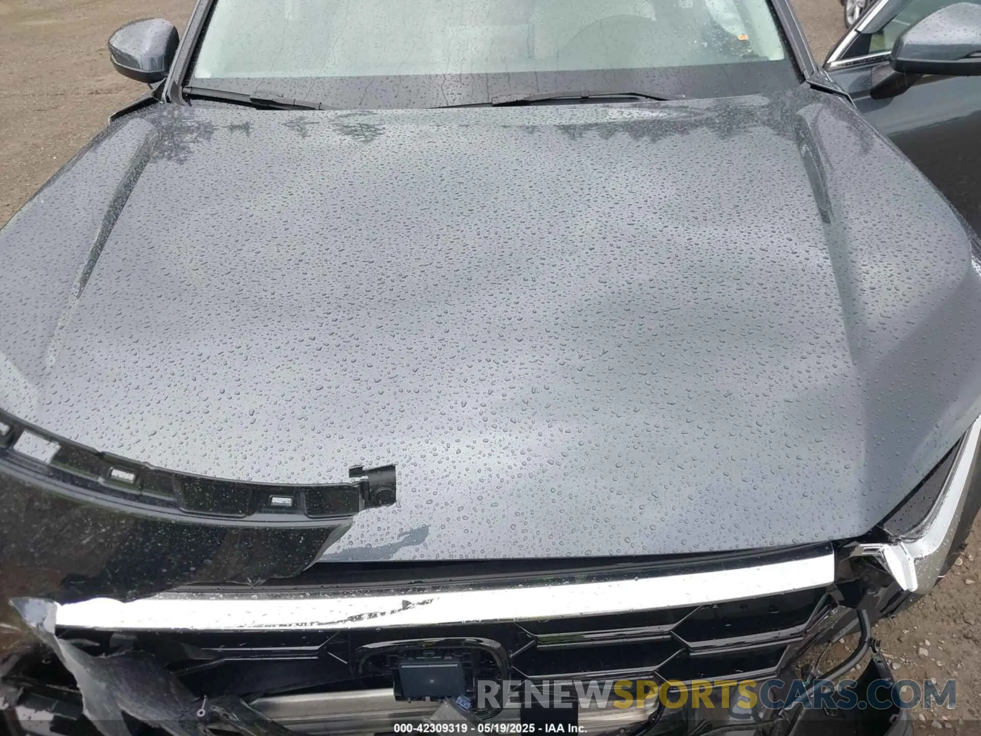10 Photograph of a damaged car 2HKRS4H77SH463396 HONDA CR-V 2025