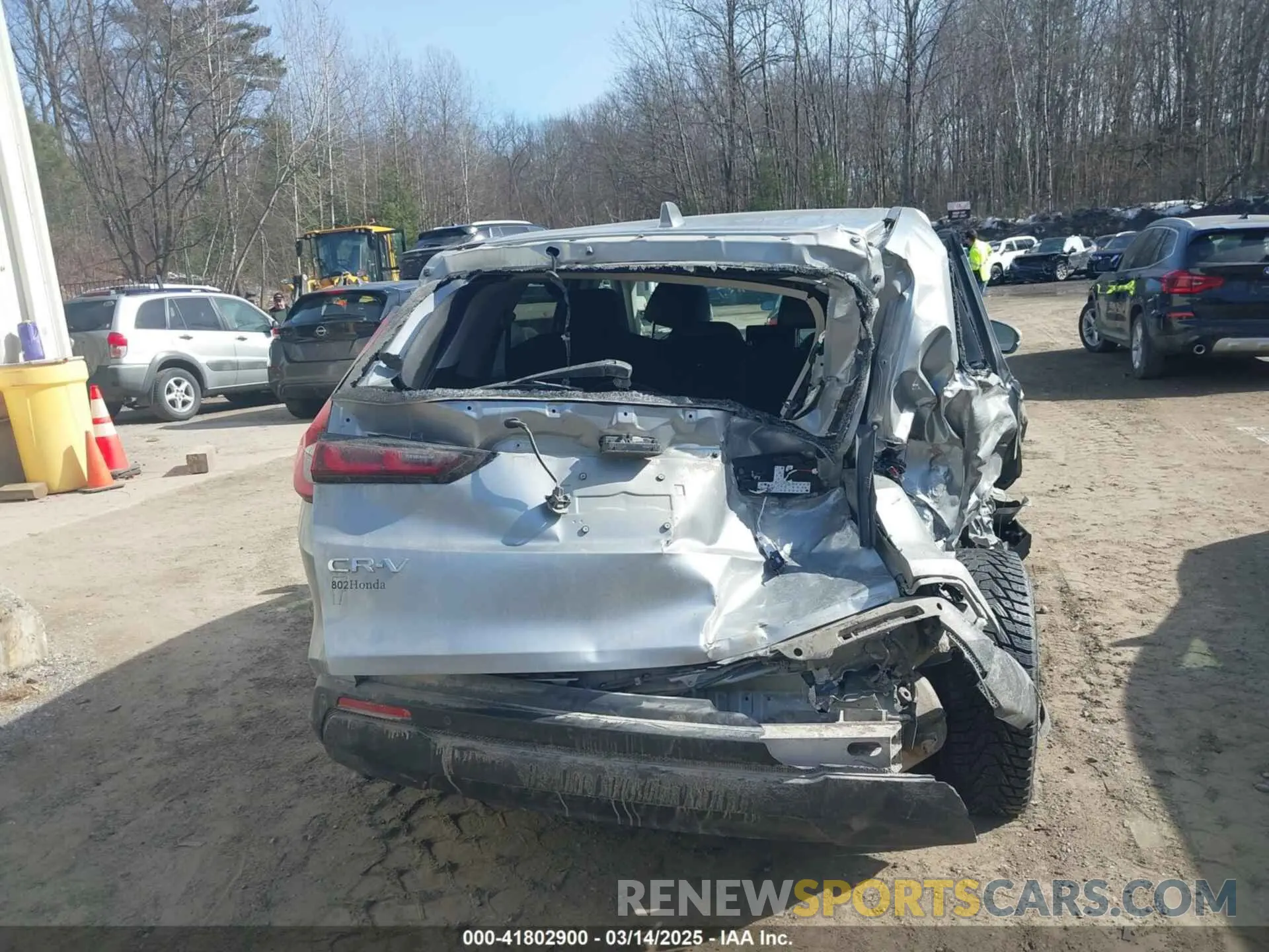 16 Photograph of a damaged car 2HKRS4H78SH403496 HONDA CR-V 2025