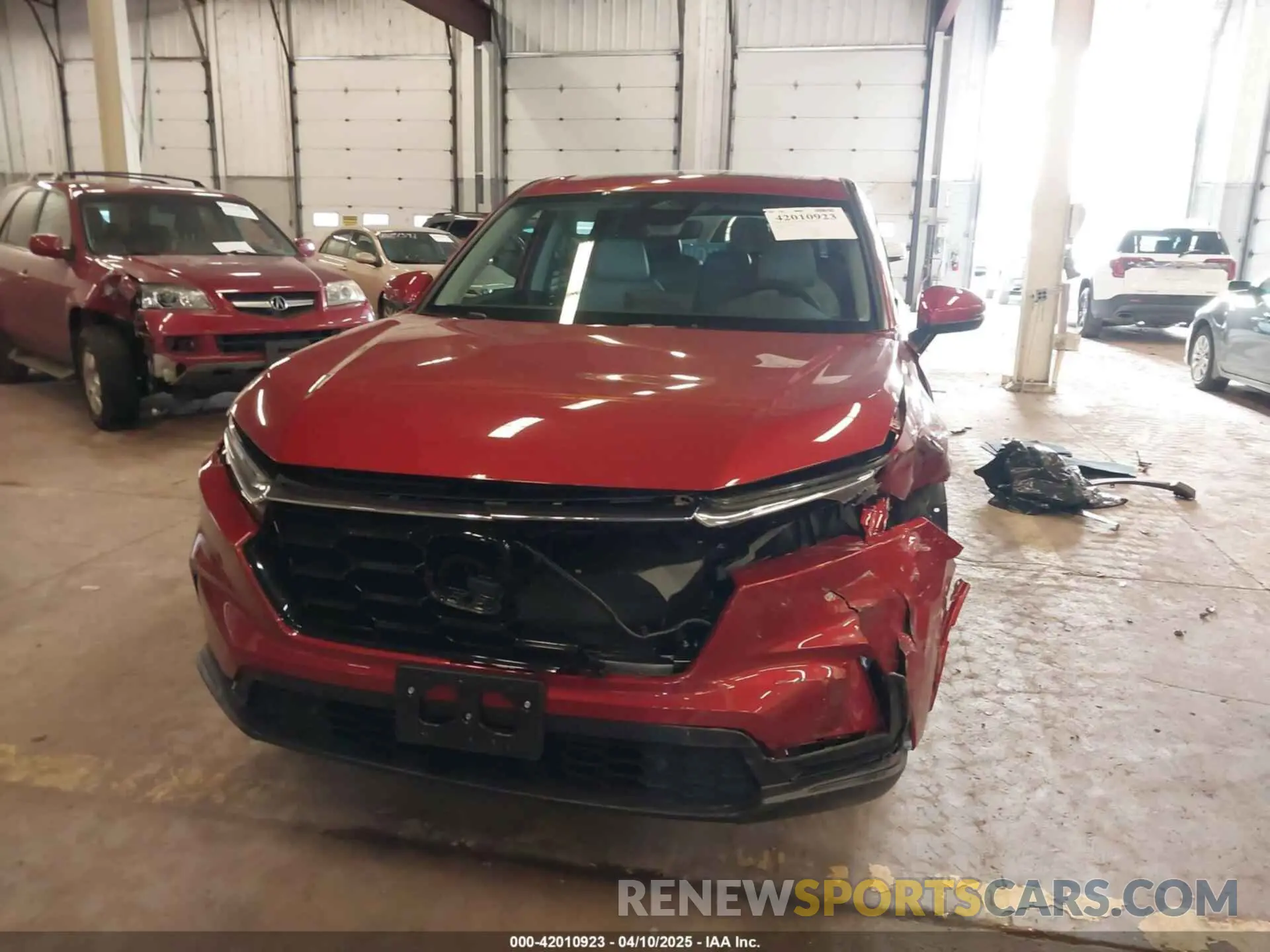 13 Photograph of a damaged car 2HKRS4H79SH424910 HONDA CR-V 2025