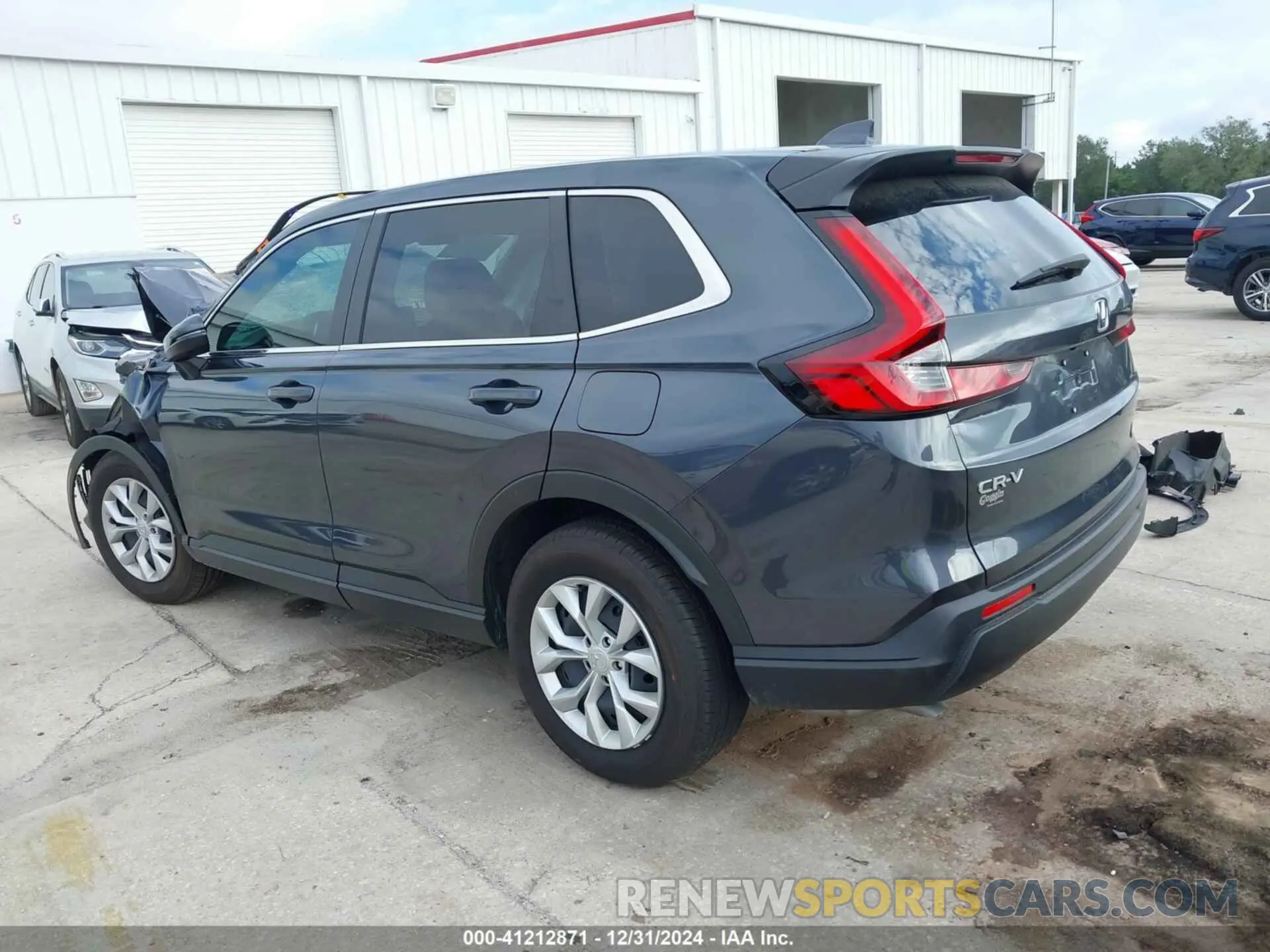 14 Photograph of a damaged car 5J6RS3H20SL000813 HONDA CR-V 2025