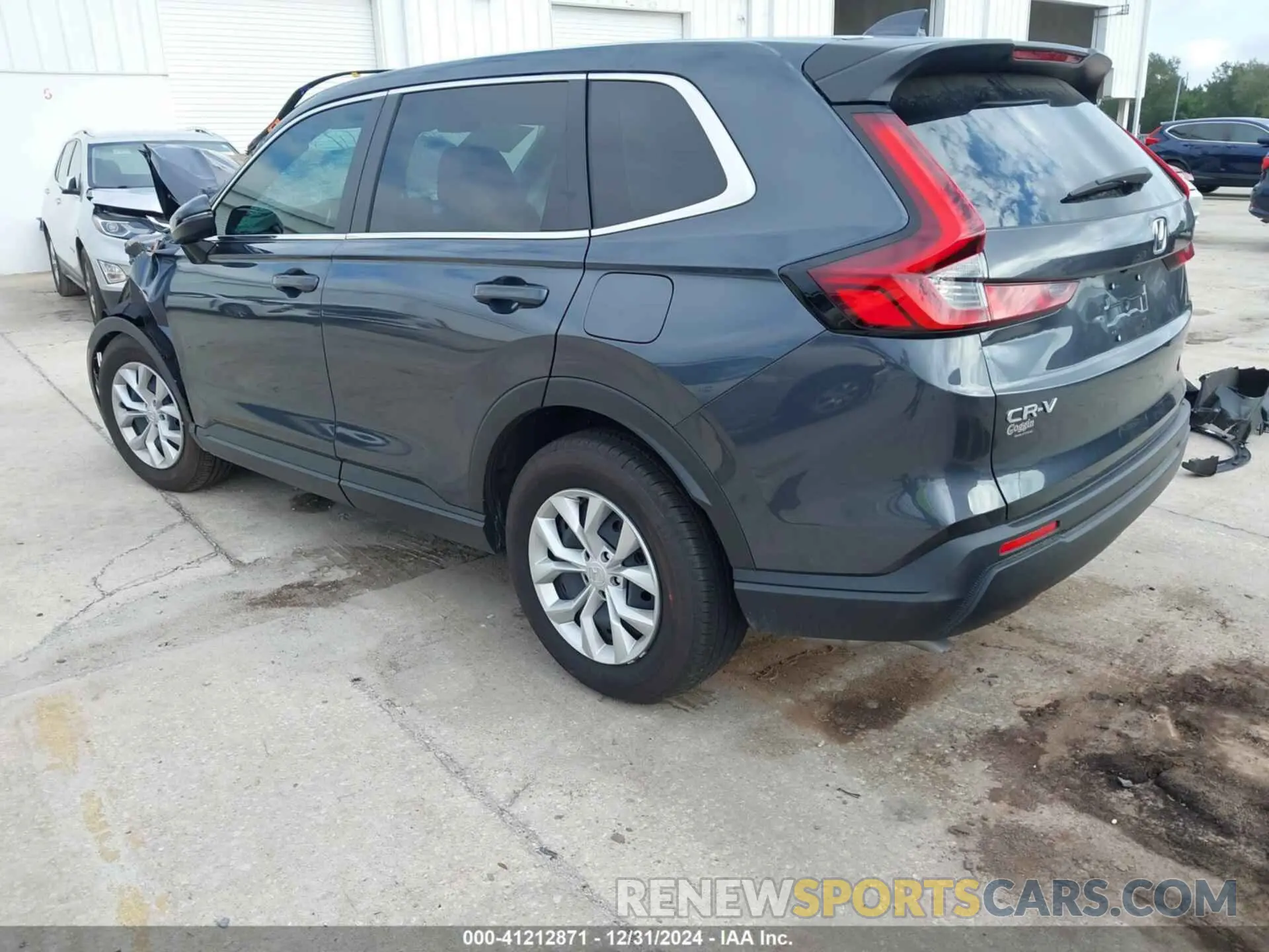 3 Photograph of a damaged car 5J6RS3H20SL000813 HONDA CR-V 2025