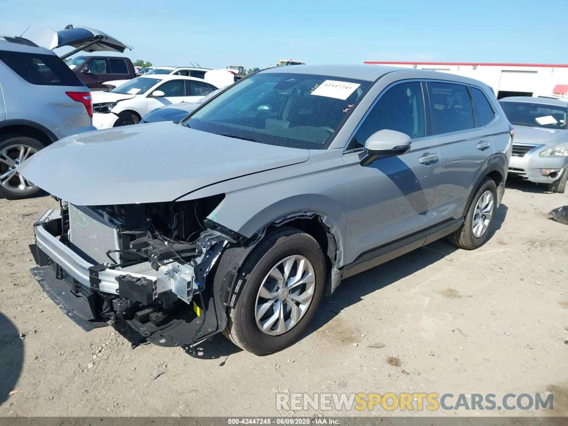 2 Photograph of a damaged car 5J6RS3H24SL004976 HONDA CR-V 2025