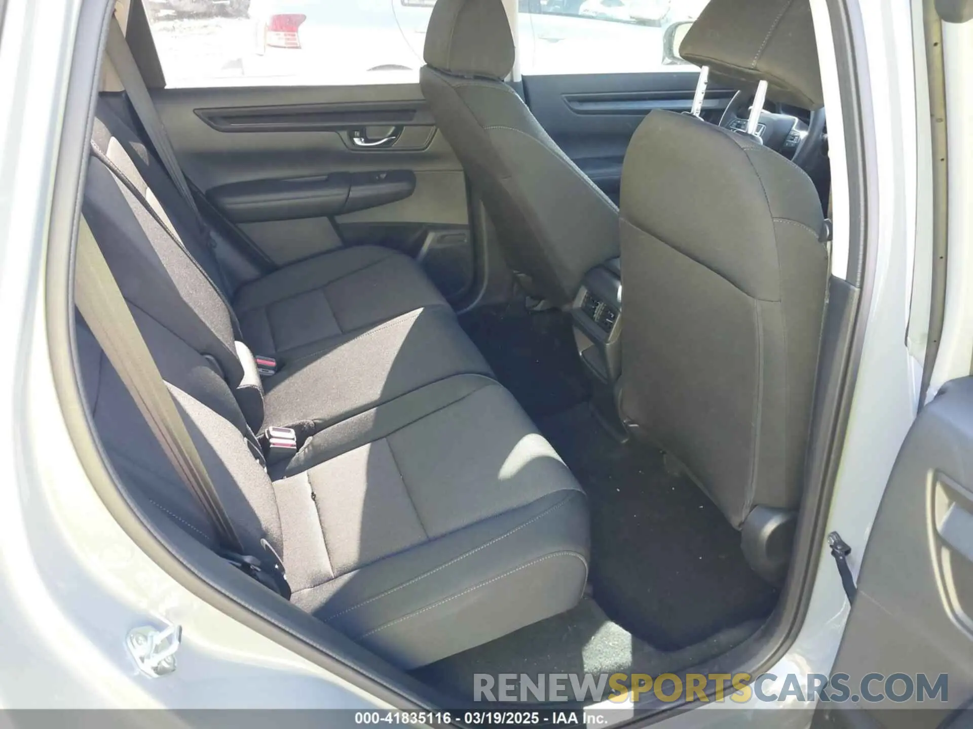 8 Photograph of a damaged car 5J6RS3H2XSL006506 HONDA CR-V 2025