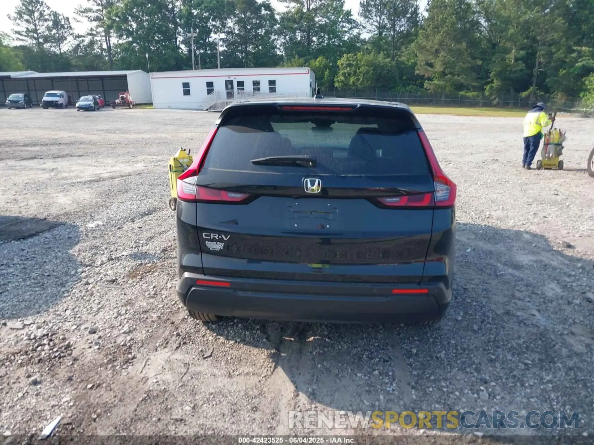 16 Photograph of a damaged car 5J6RS3H72SL005720 HONDA CR-V 2025