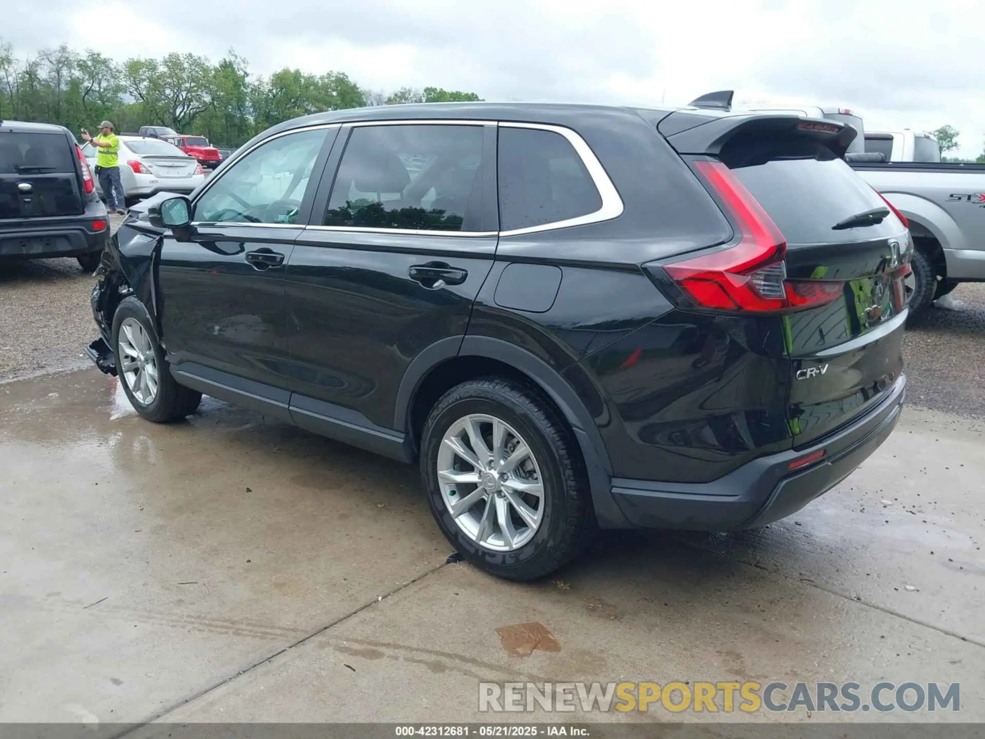 3 Photograph of a damaged car 5J6RS4H7XSL013943 HONDA CR-V 2025
