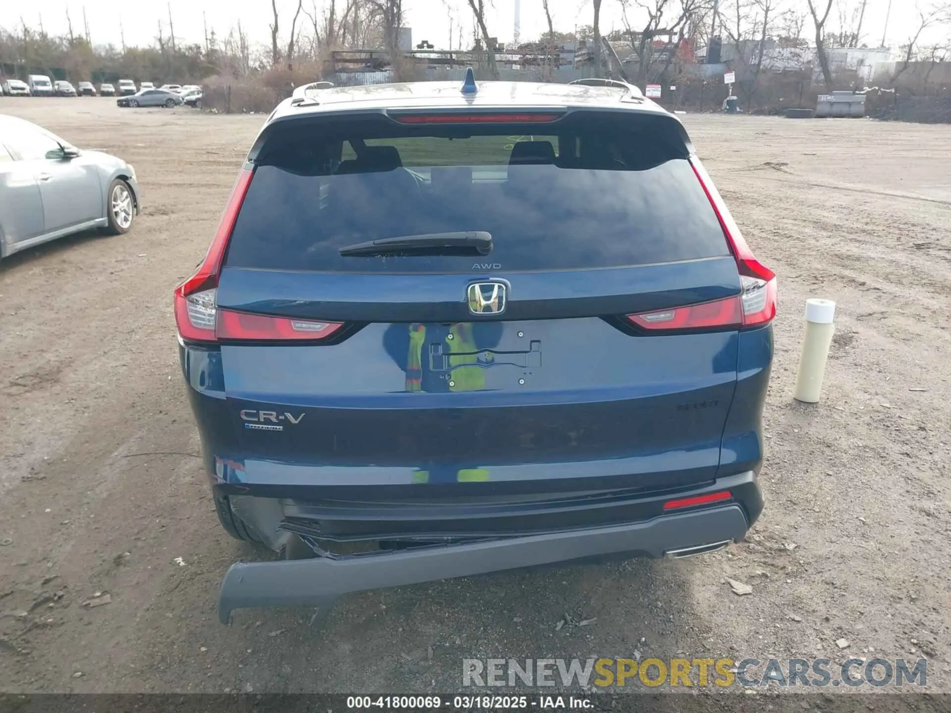 16 Photograph of a damaged car 5J6RS6H56SL017000 HONDA CR-V 2025