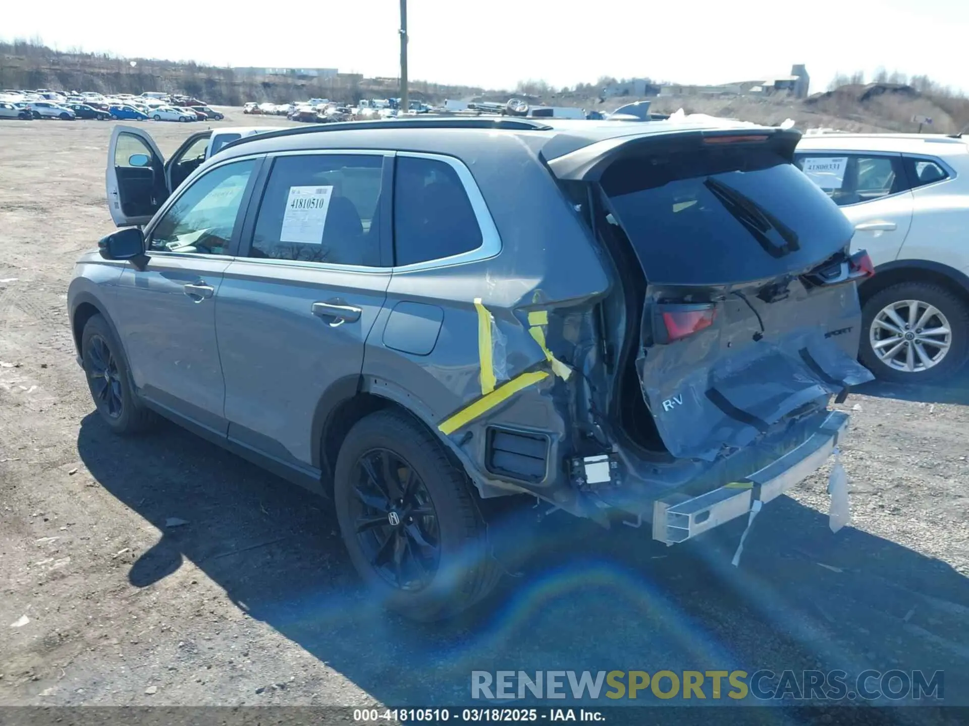 3 Photograph of a damaged car 5J6RS6H57SL027910 HONDA CR-V 2025