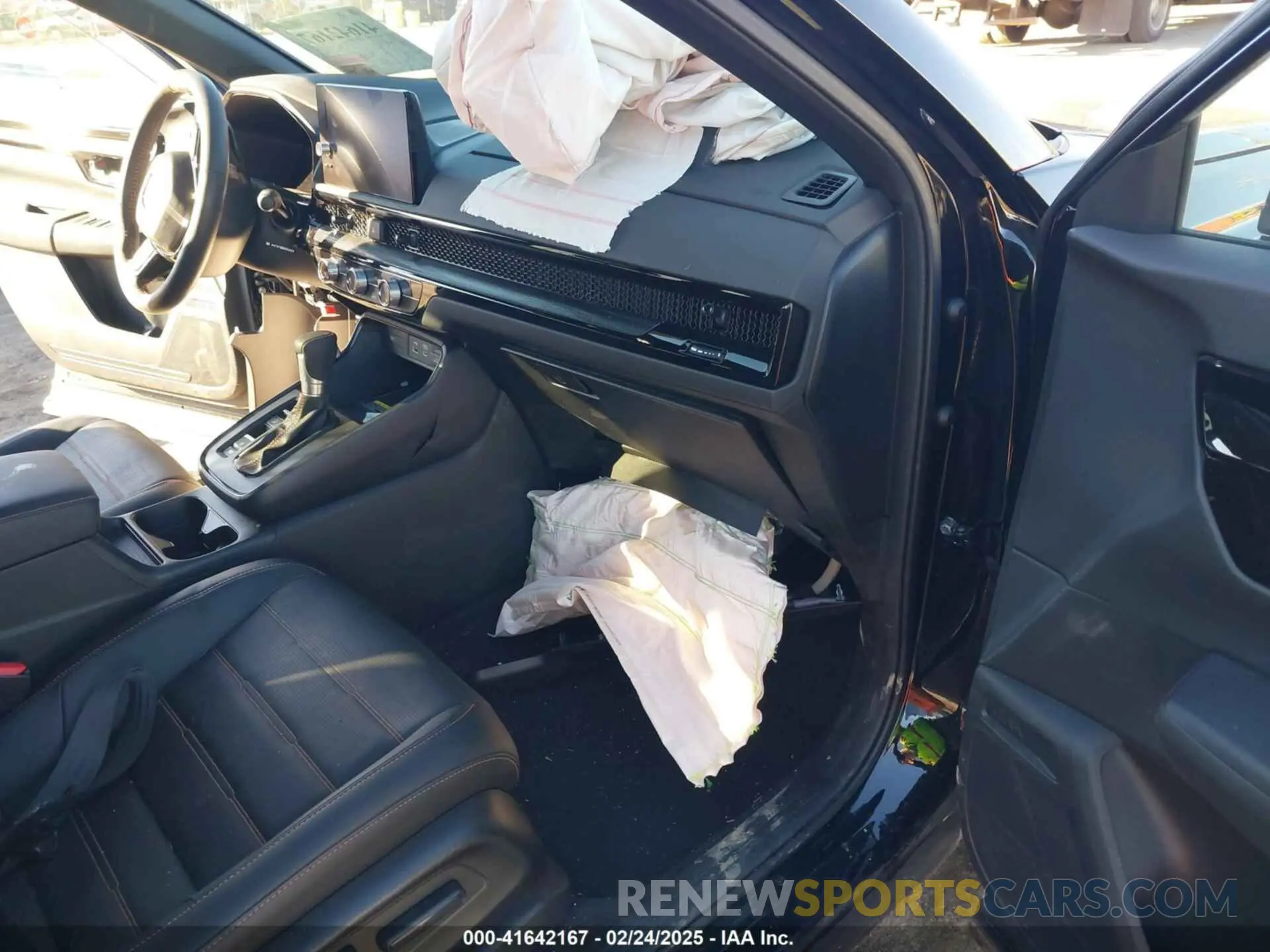 5 Photograph of a damaged car 5J6RS6H94SL001851 HONDA CR-V 2025