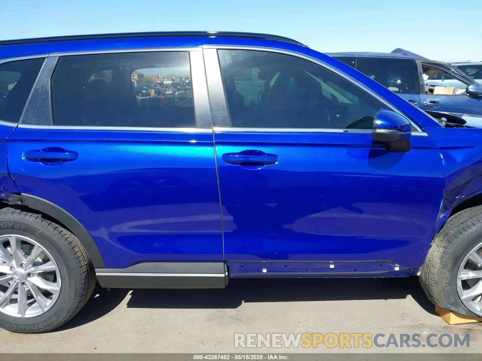 12 Photograph of a damaged car 7FARS3H76SE001828 HONDA CR-V 2025