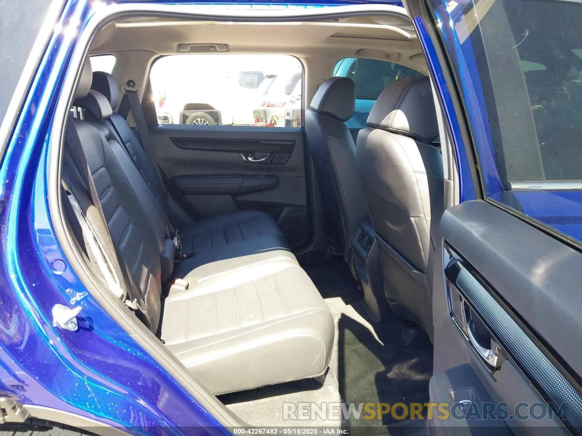 8 Photograph of a damaged car 7FARS3H76SE001828 HONDA CR-V 2025