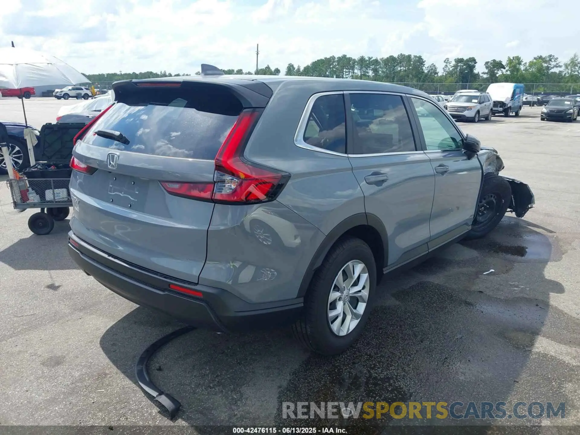 4 Photograph of a damaged car 7FARS4H2XSE017864 HONDA CR-V 2025