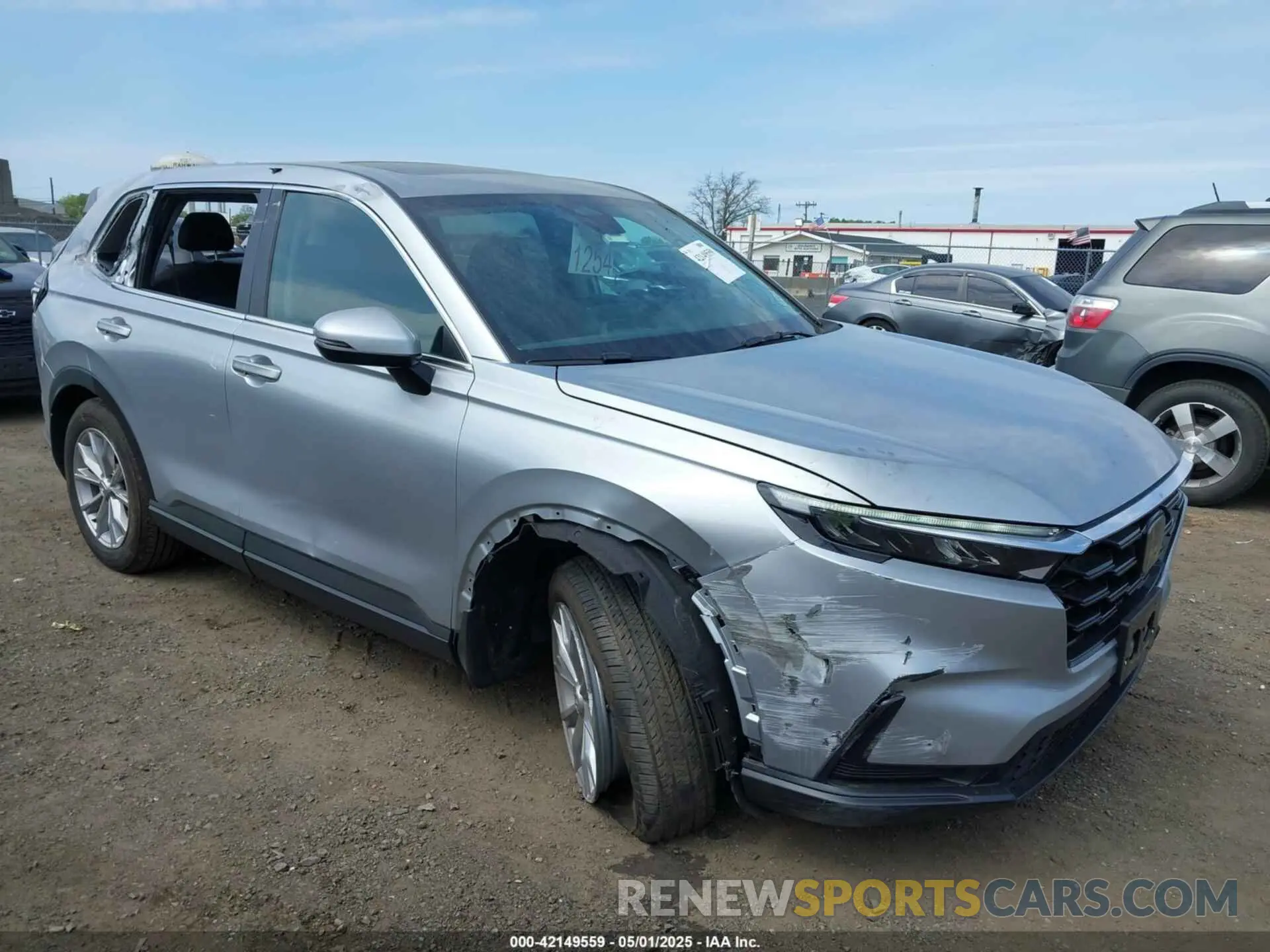 1 Photograph of a damaged car 7FARS4H41SE000601 HONDA CR-V 2025