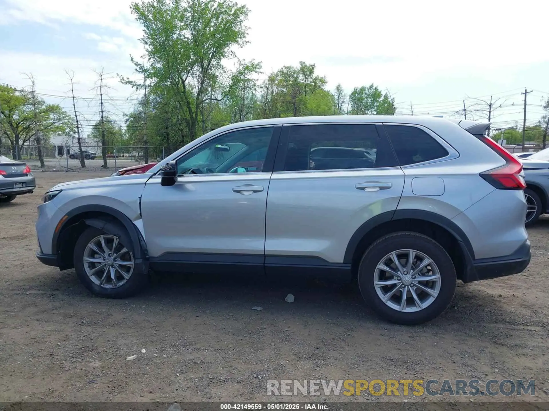 14 Photograph of a damaged car 7FARS4H41SE000601 HONDA CR-V 2025