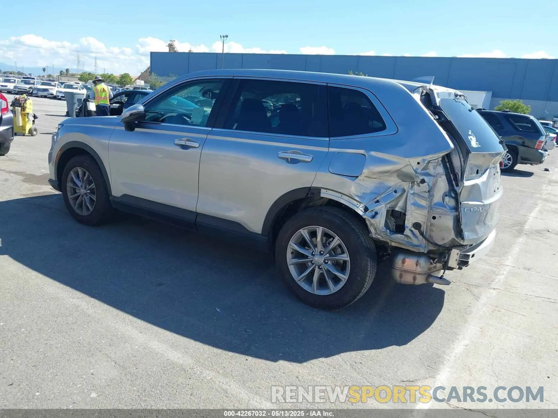 3 Photograph of a damaged car 7FARS4H47SE005964 HONDA CR-V 2025