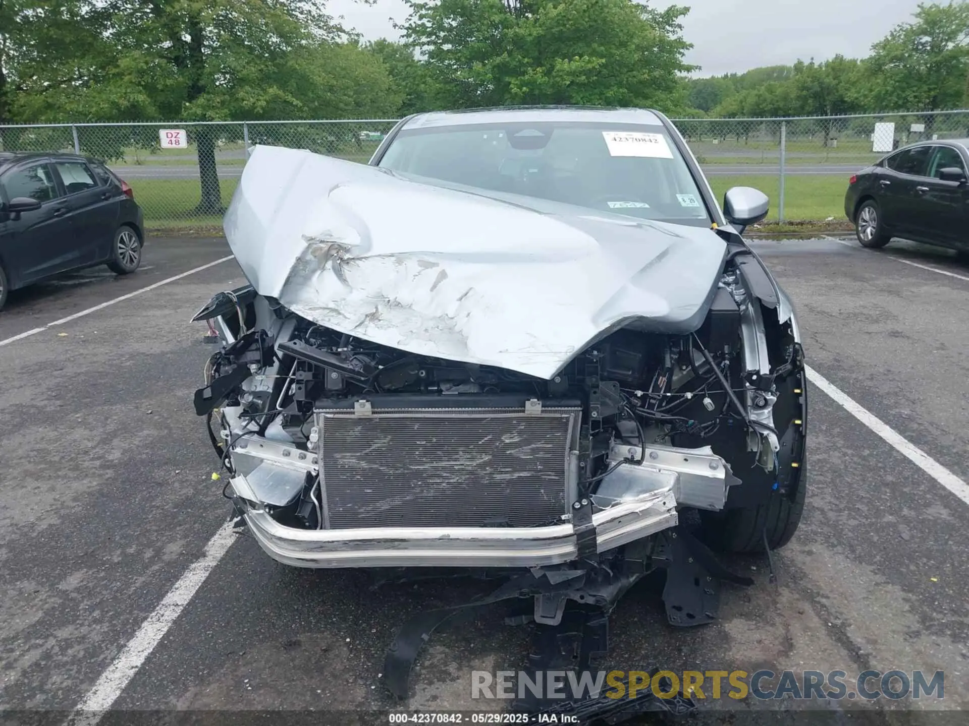 12 Photograph of a damaged car 7FARS4H4XSE009684 HONDA CR-V 2025