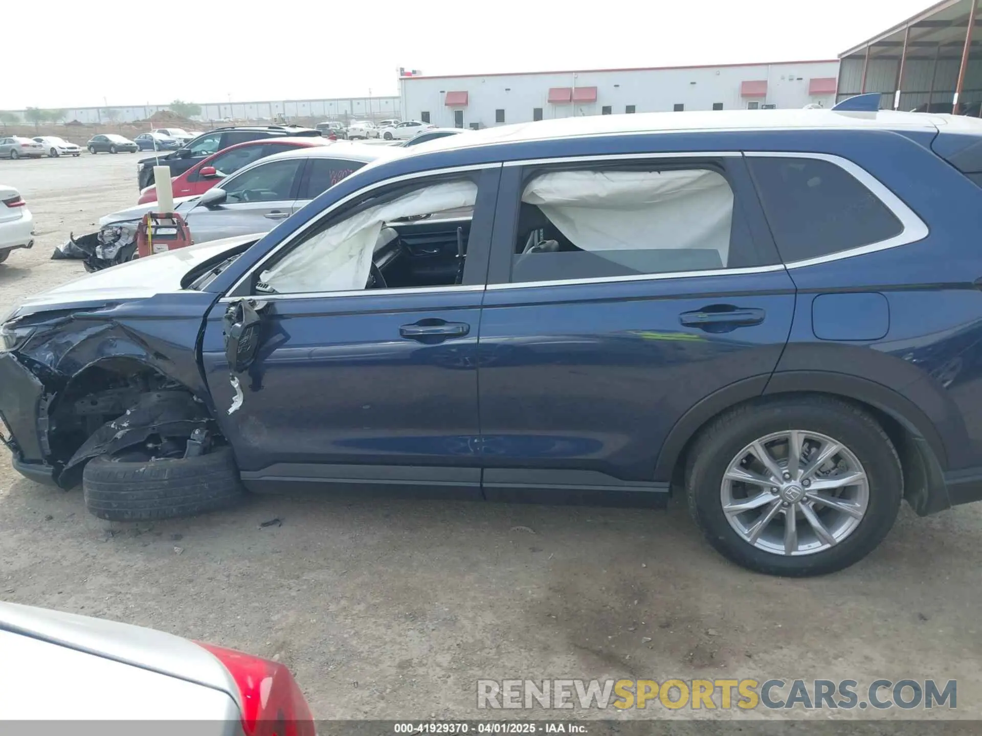 14 Photograph of a damaged car 7FARS4H70SE003760 HONDA CR-V 2025