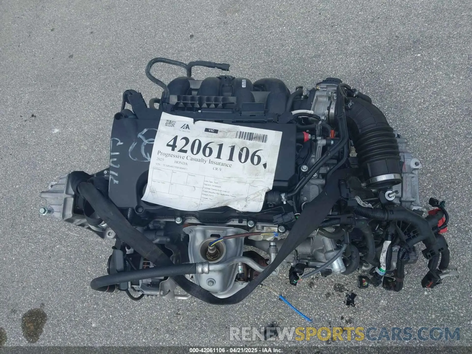 10 Photograph of a damaged car 7FARS4H70SE004911 HONDA CR-V 2025