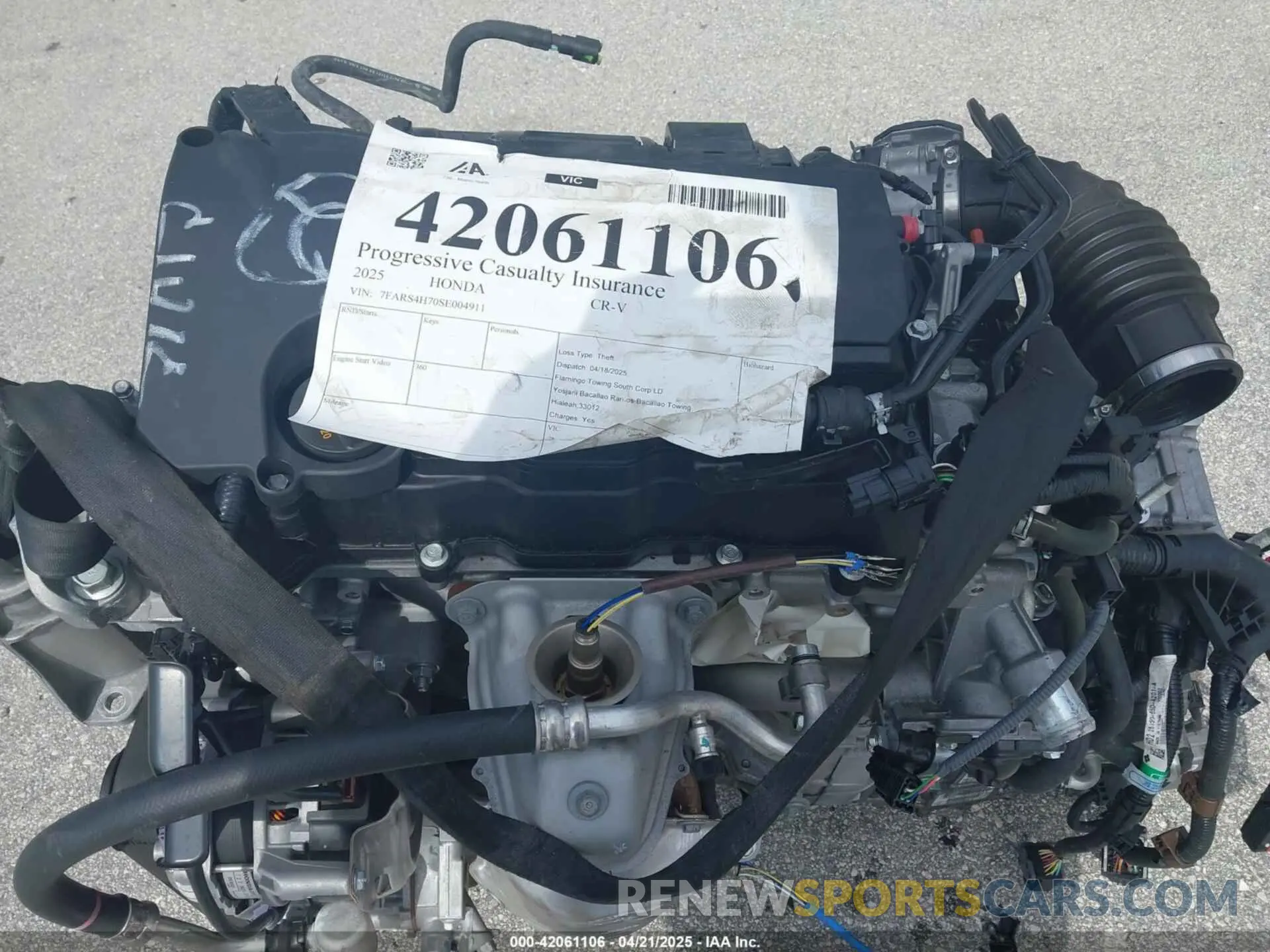 14 Photograph of a damaged car 7FARS4H70SE004911 HONDA CR-V 2025